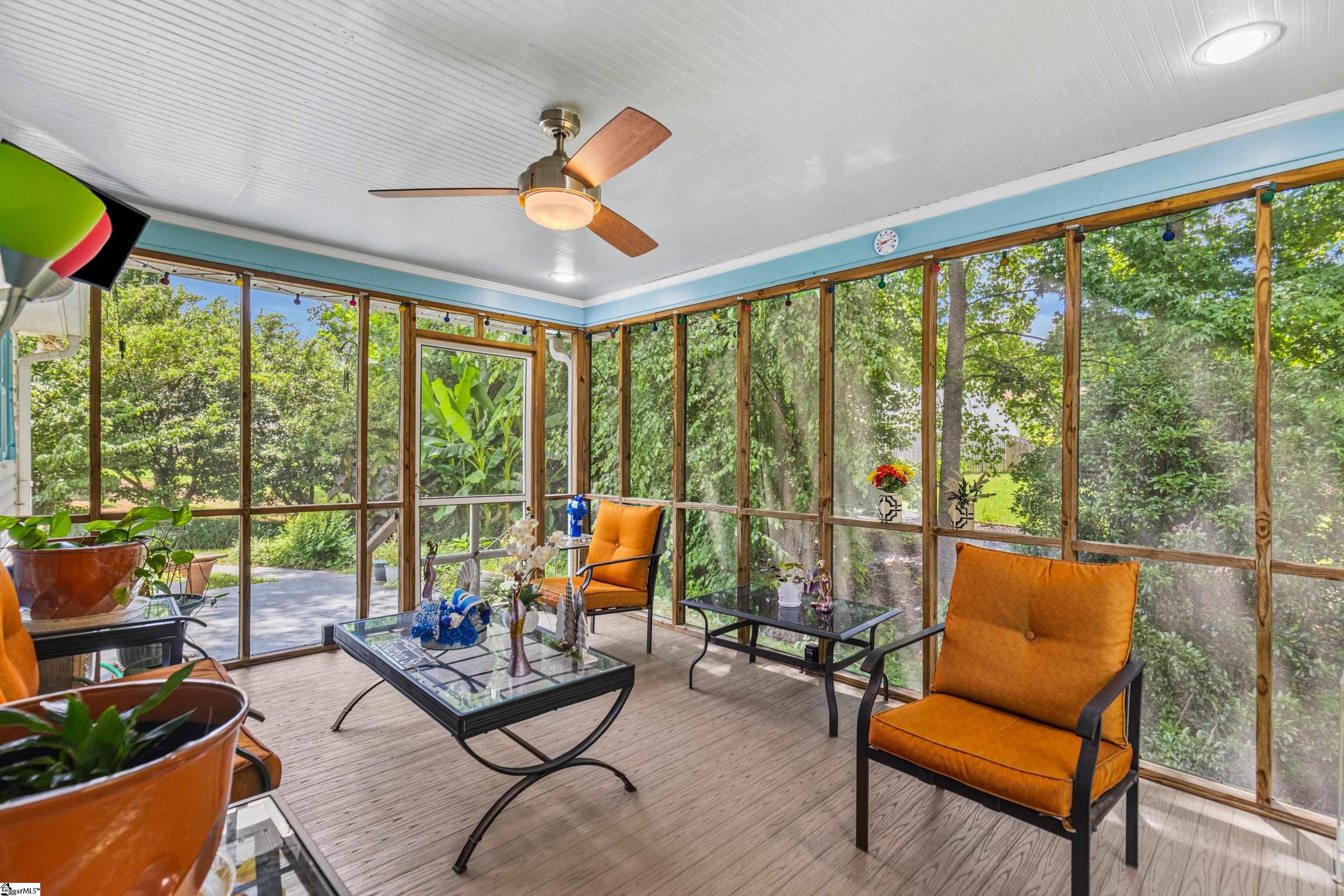 311 N Autumn Crest Place