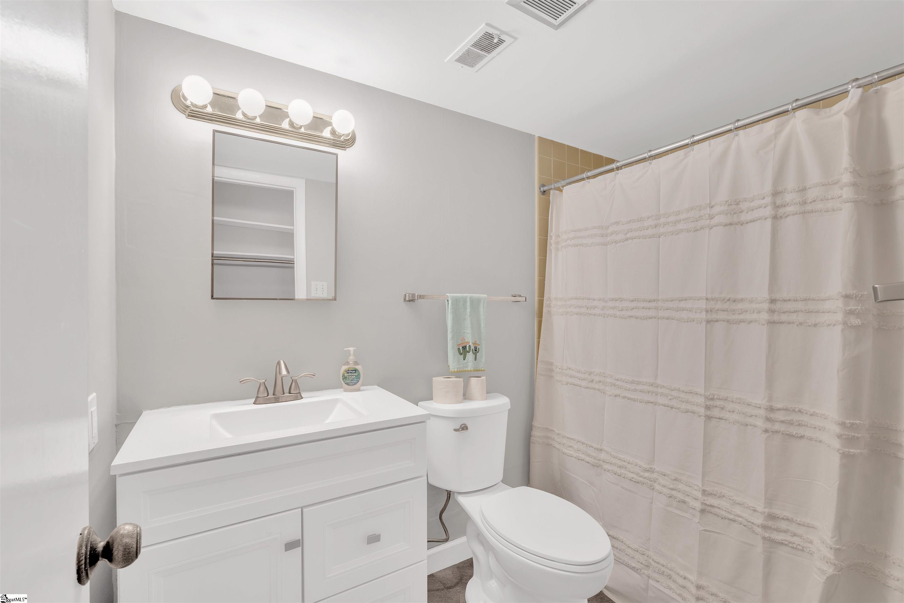 925 Cleveland Street # 64 Unit: #64