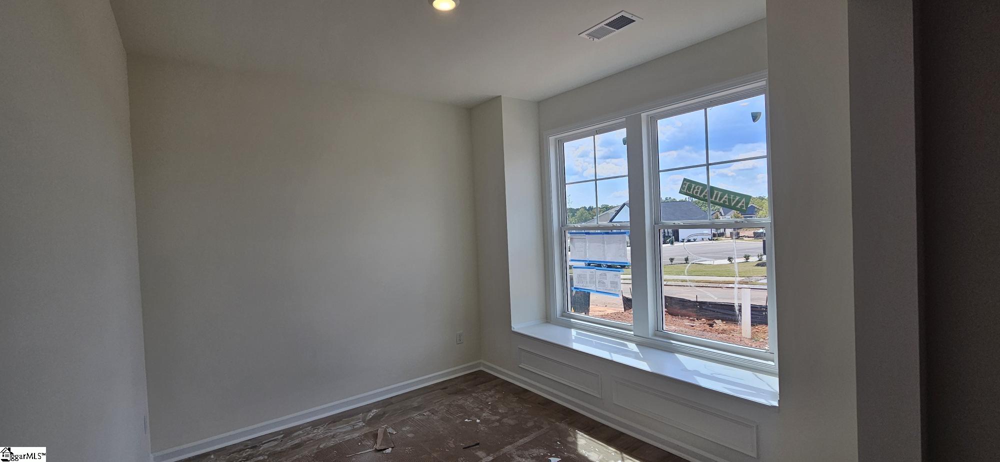 403 Barbican Place Lot 13