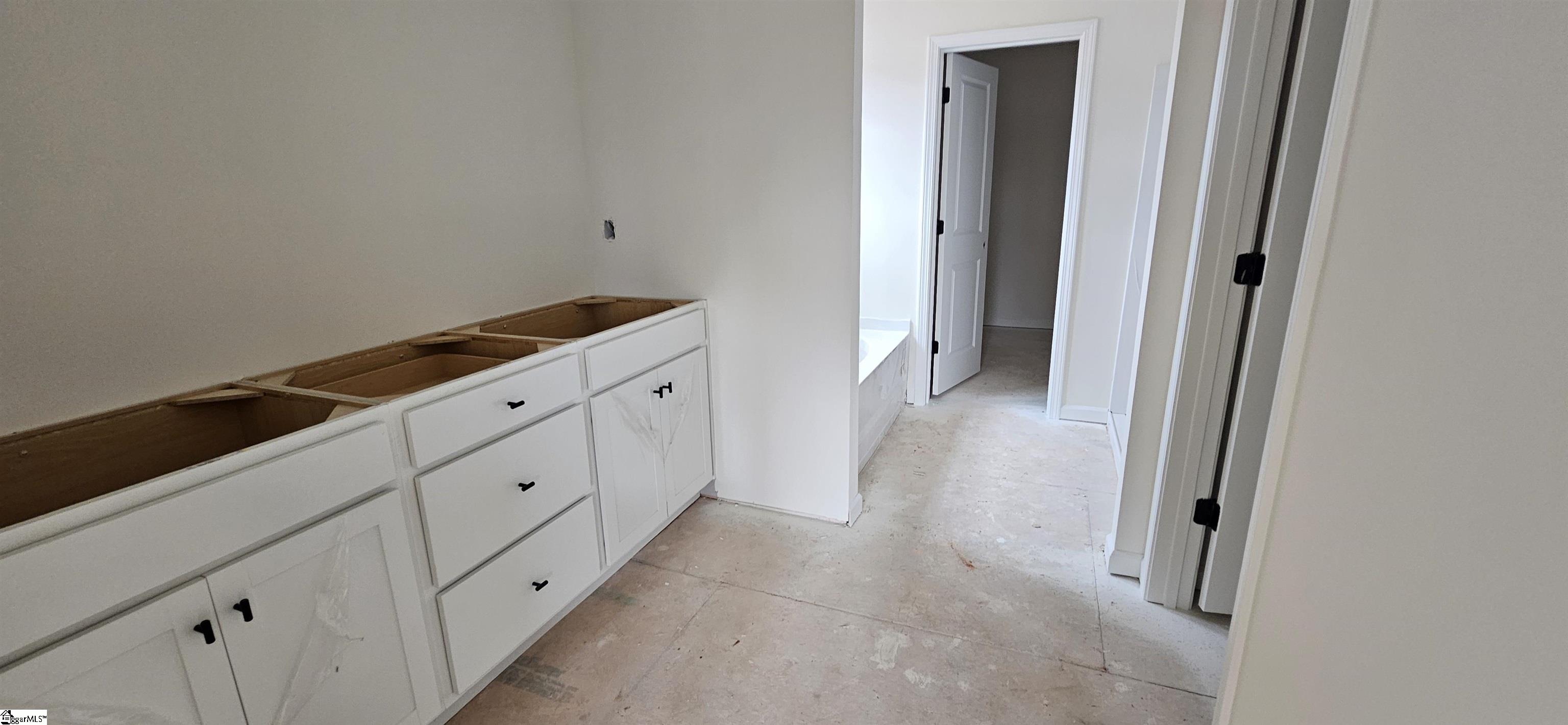 403 Barbican Place Lot 13