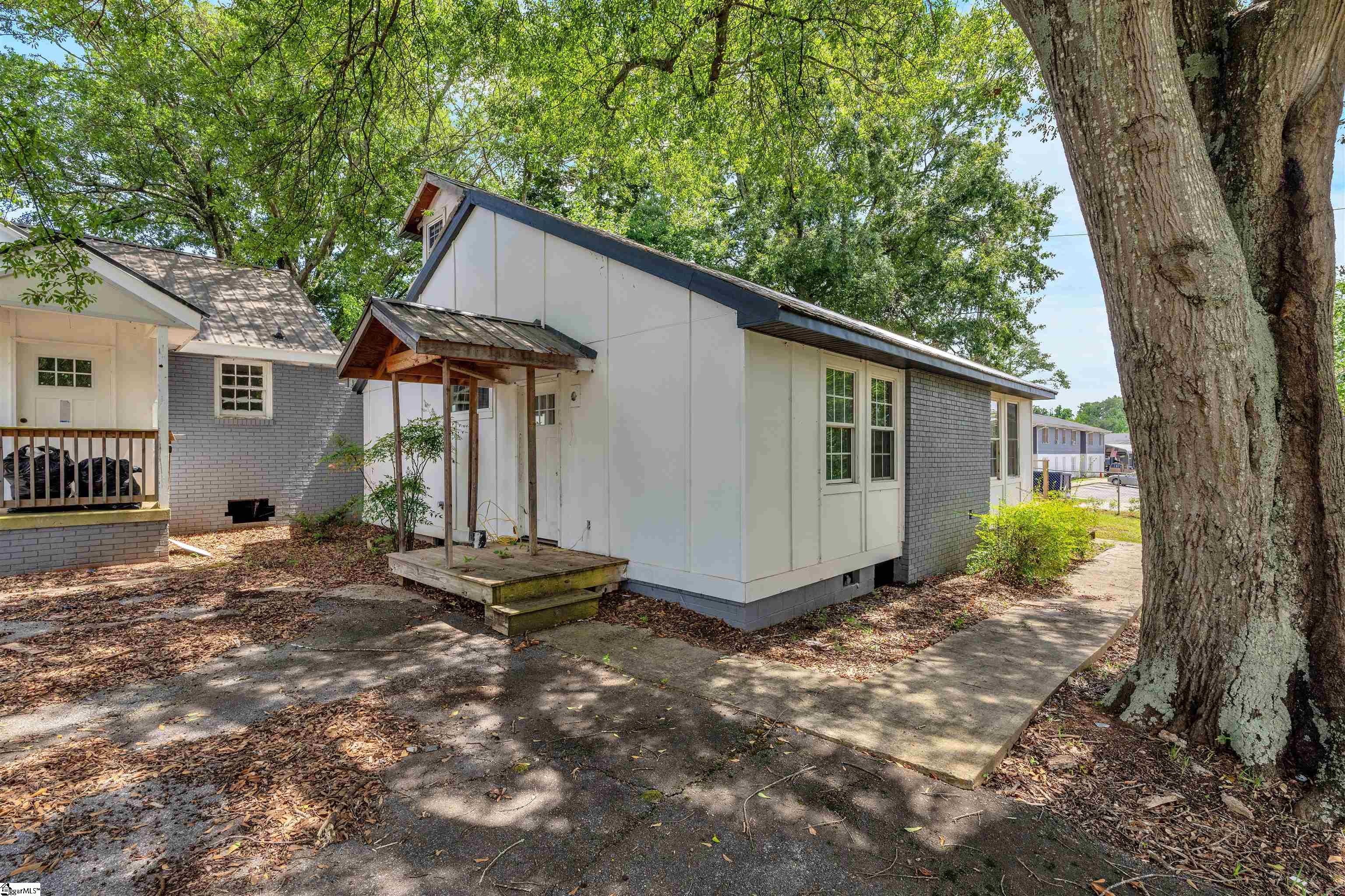 530 Lowndes Hill Road