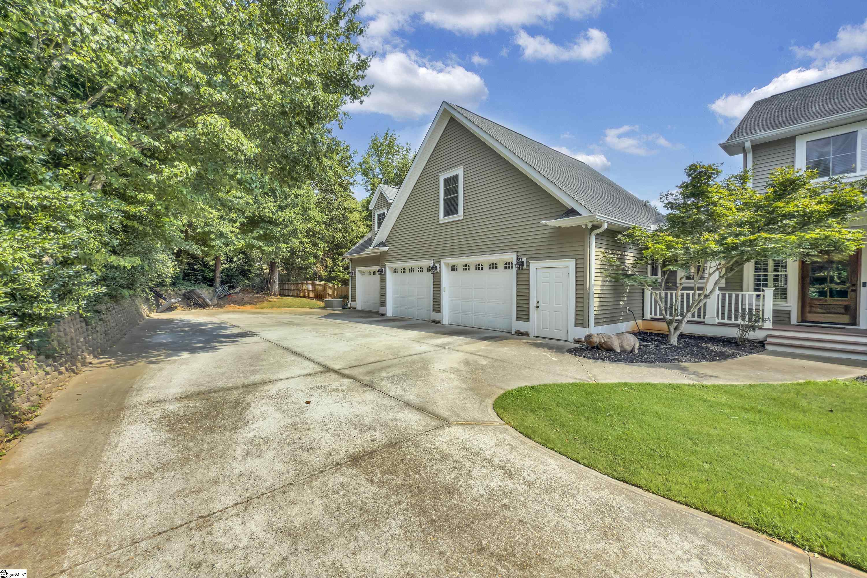 117 Ridgestone Drive