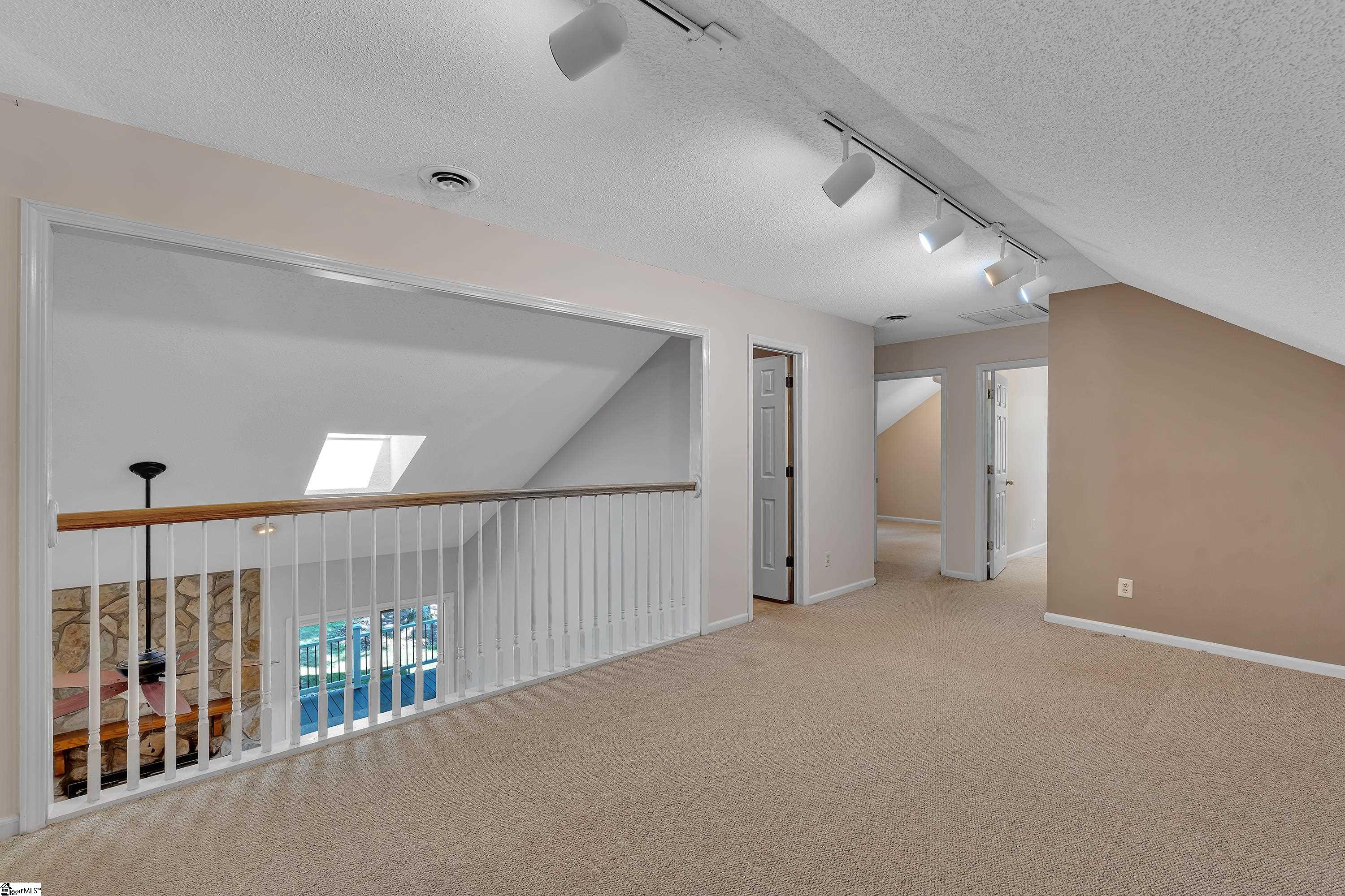 103 Oak Meadow Drive
