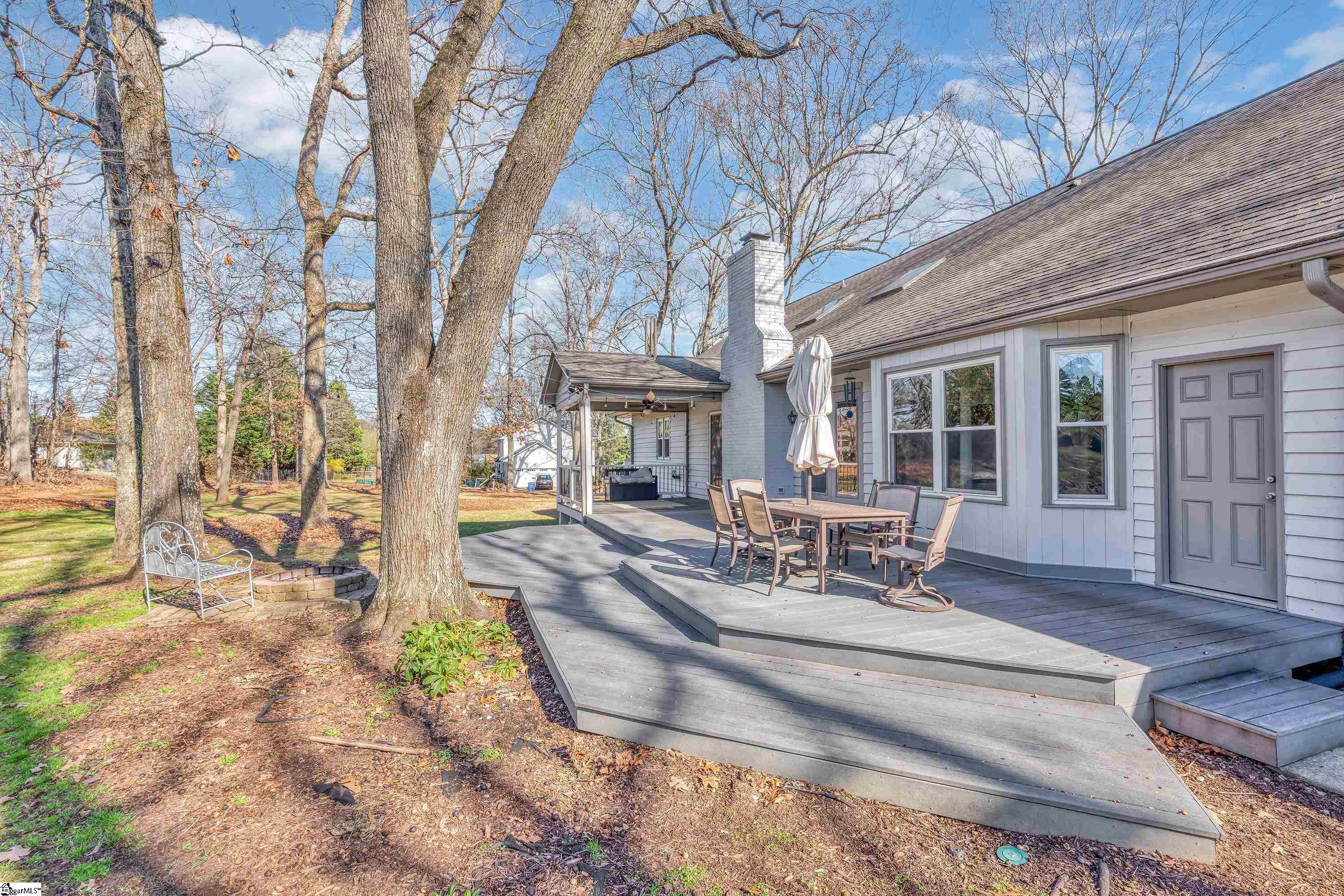 103 Oak Meadow Drive