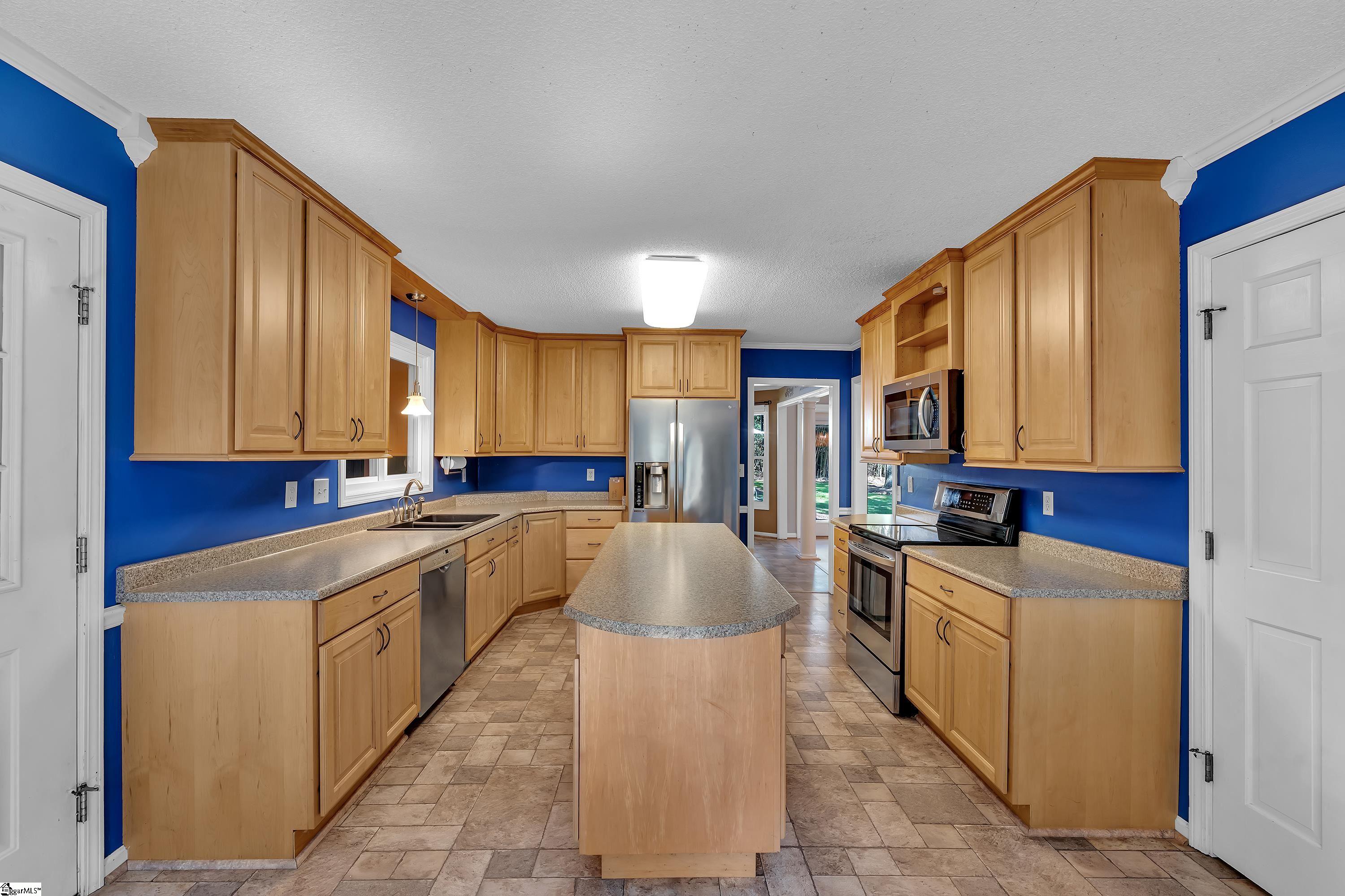 103 Oak Meadow Drive