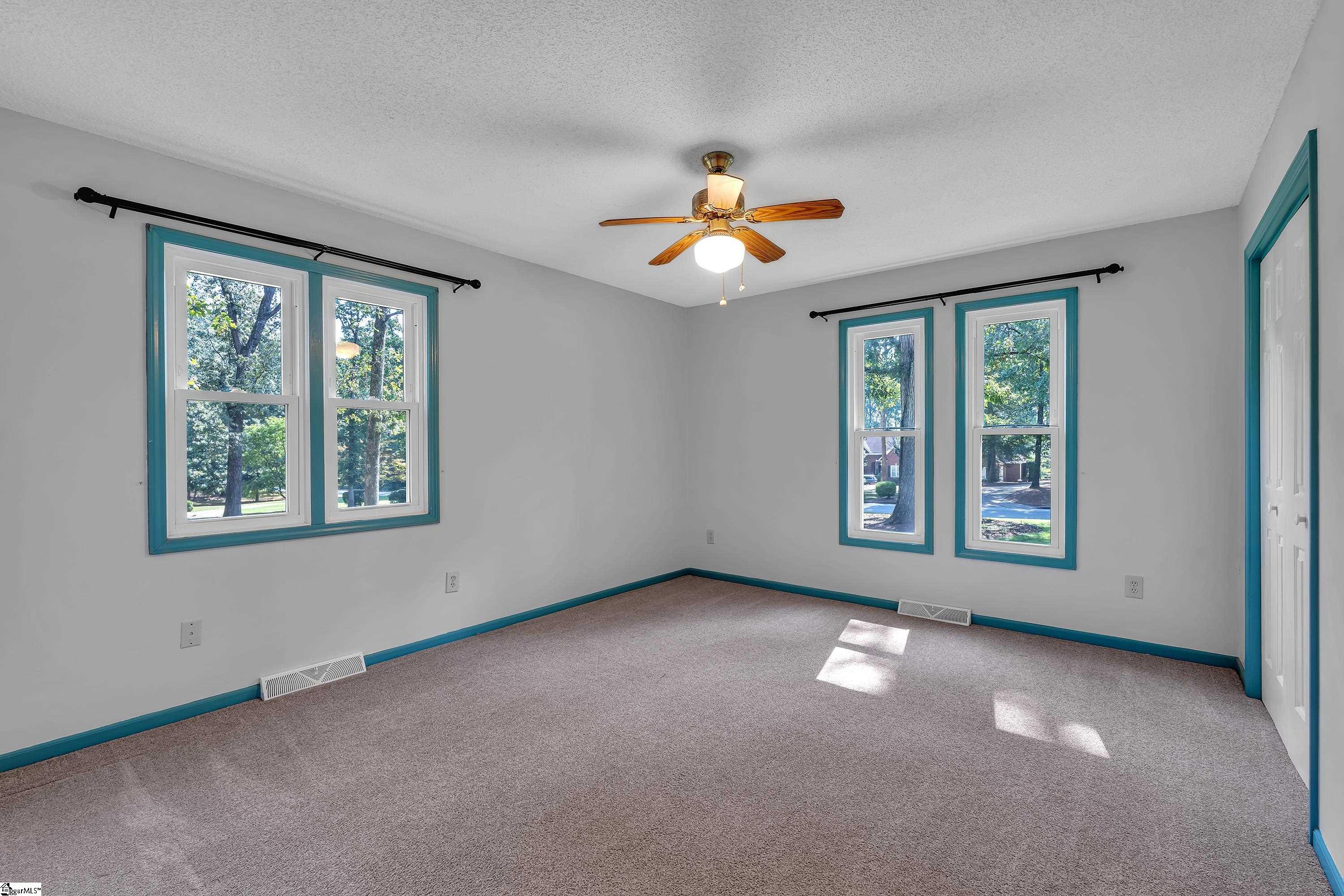 103 Oak Meadow Drive