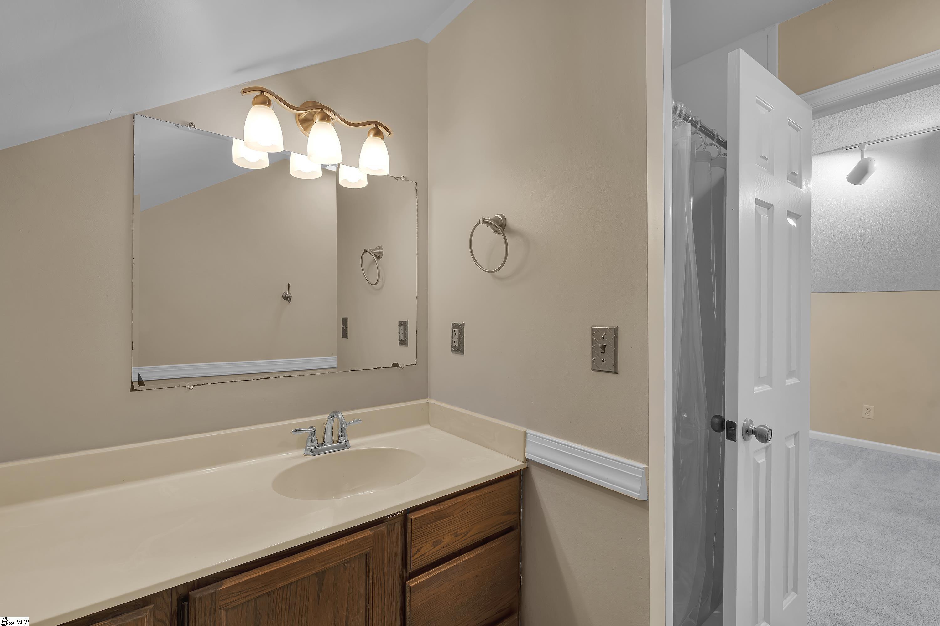 103 Oak Meadow Drive