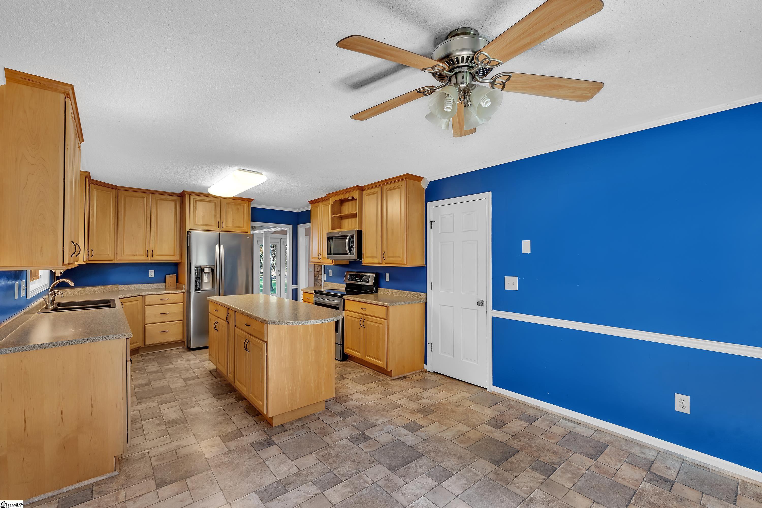 103 Oak Meadow Drive
