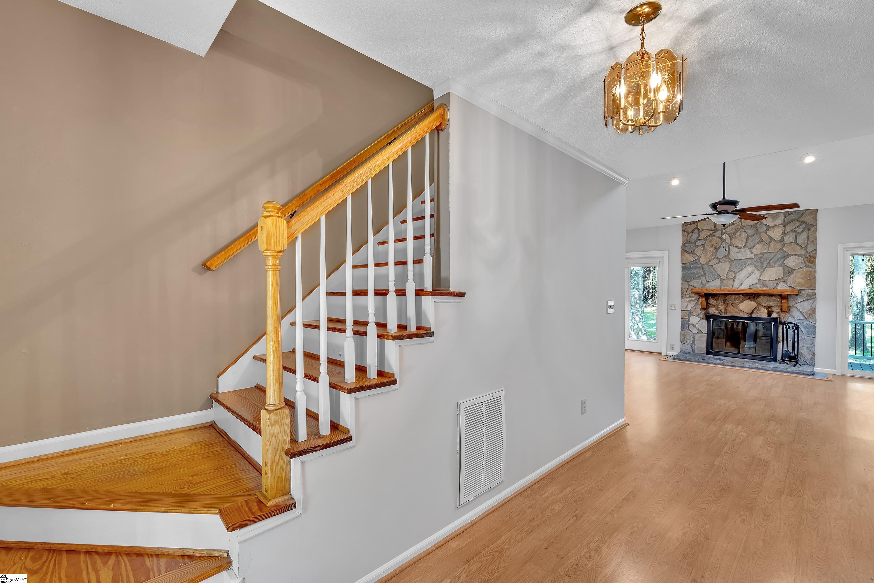 103 Oak Meadow Drive