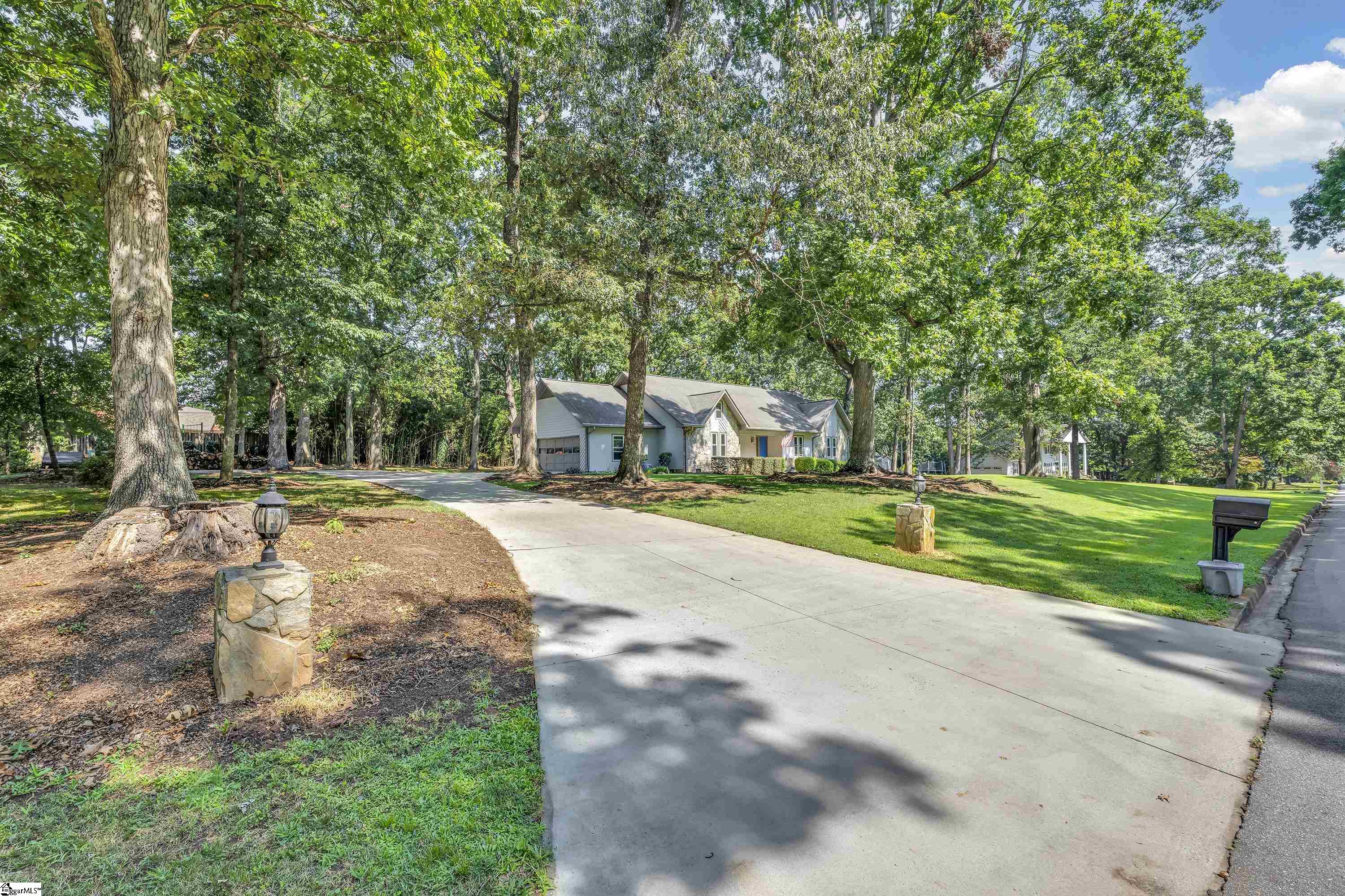 103 Oak Meadow Drive