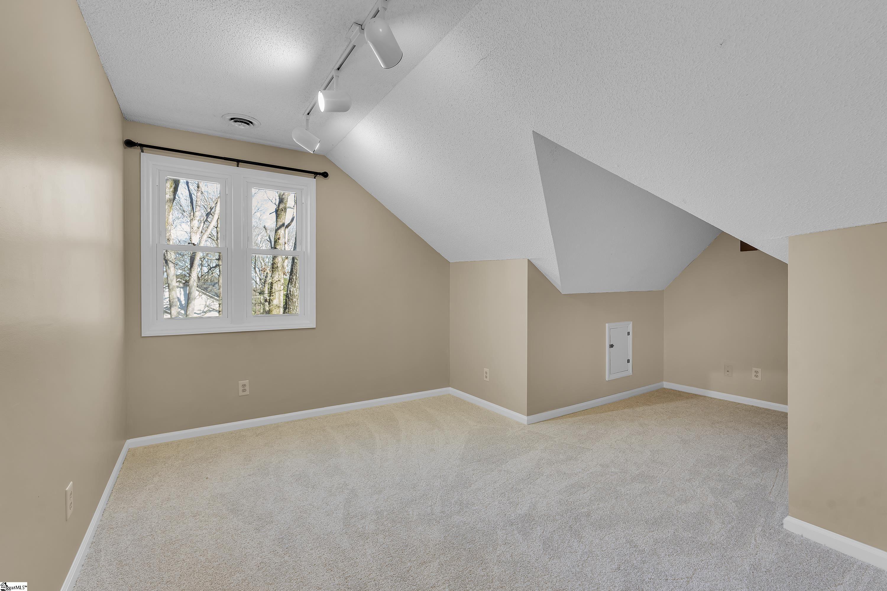 103 Oak Meadow Drive