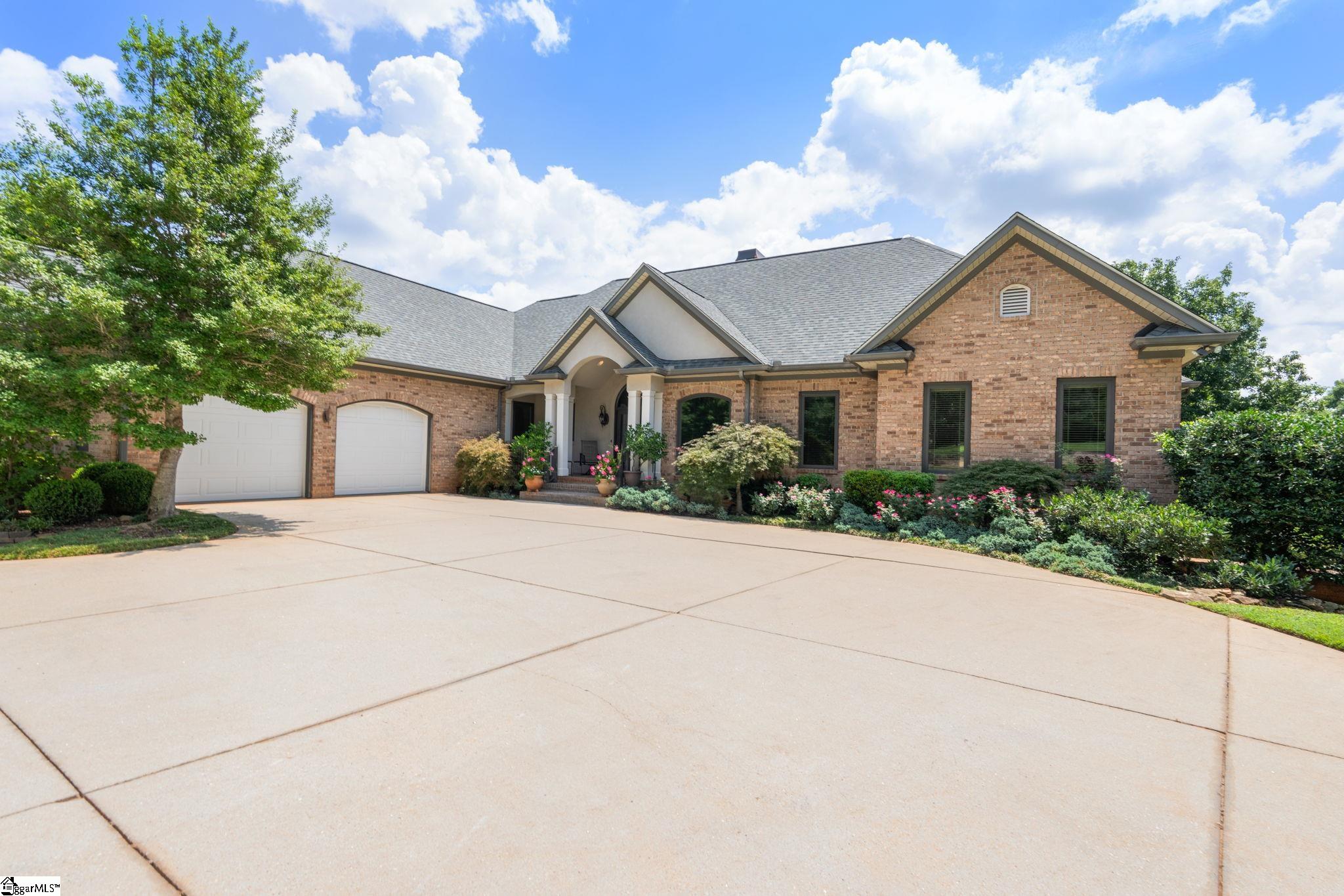 216 Bruce Farm Road