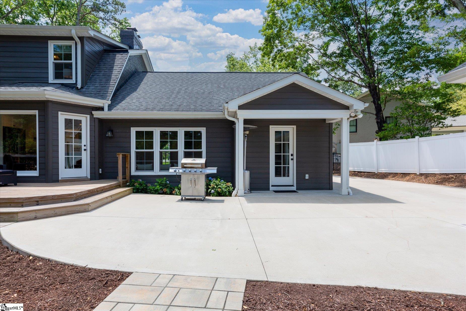 106 Ramblewood Lane