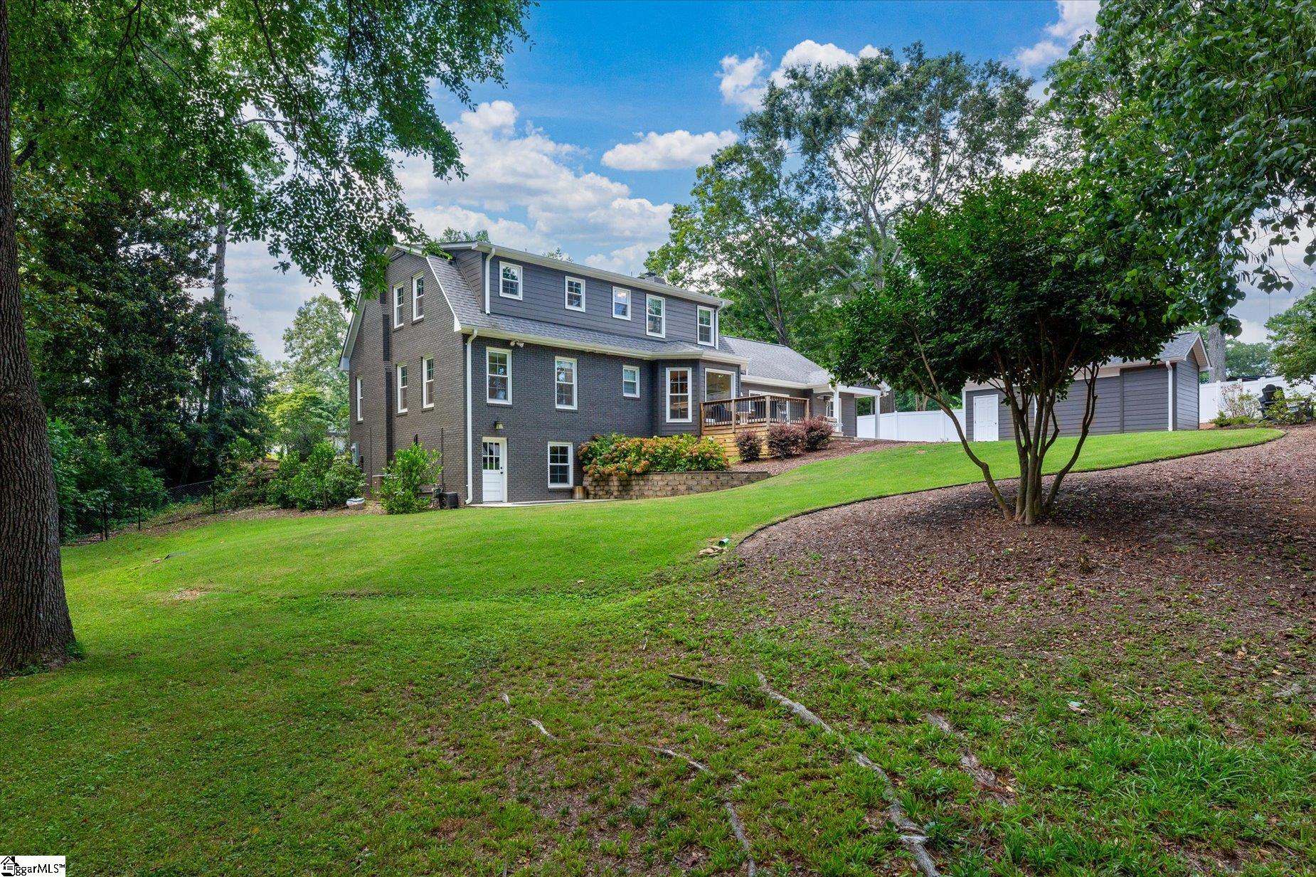 106 Ramblewood Lane