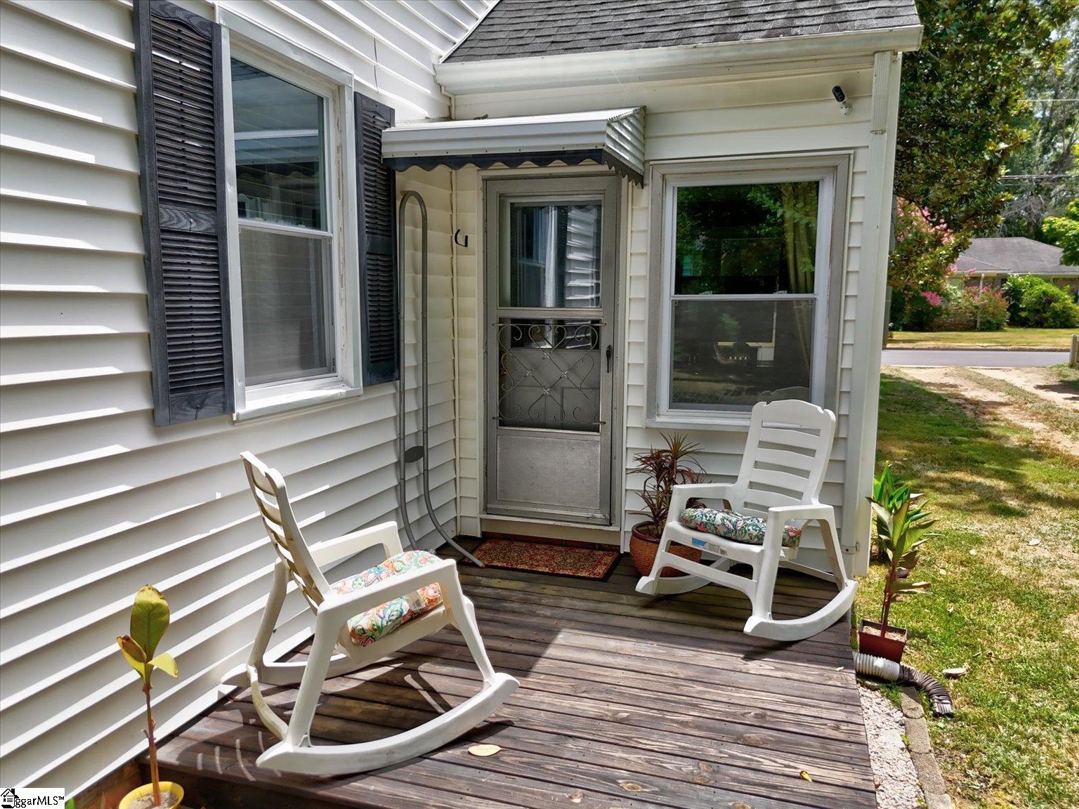 203 E Arlington Avenue