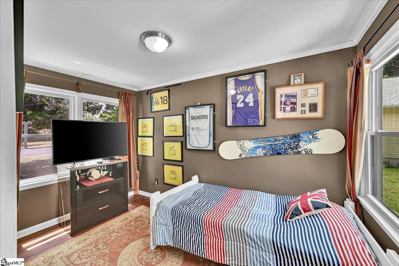 203 E Arlington Avenue