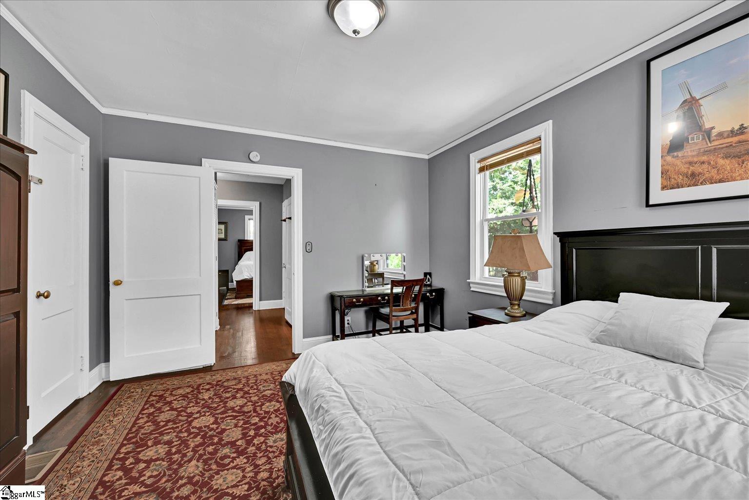 203 E Arlington Avenue