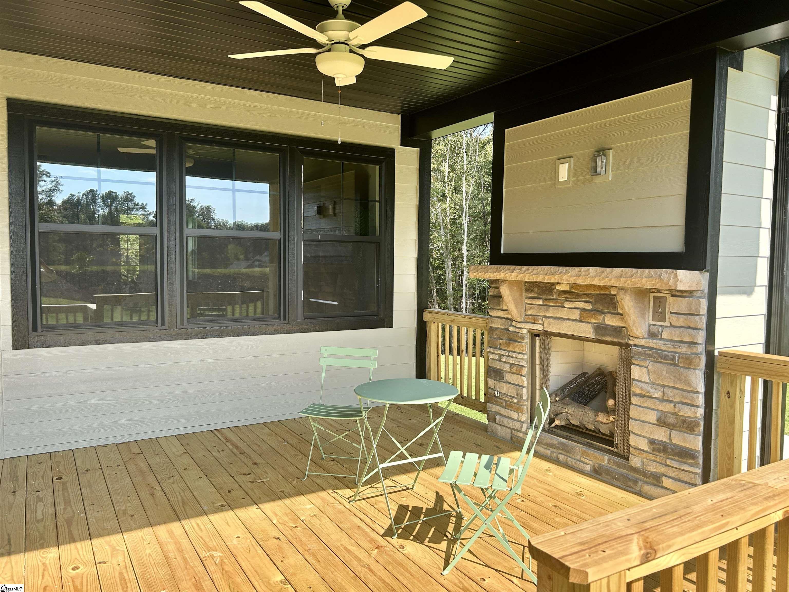 1505 Cross Creek Drive