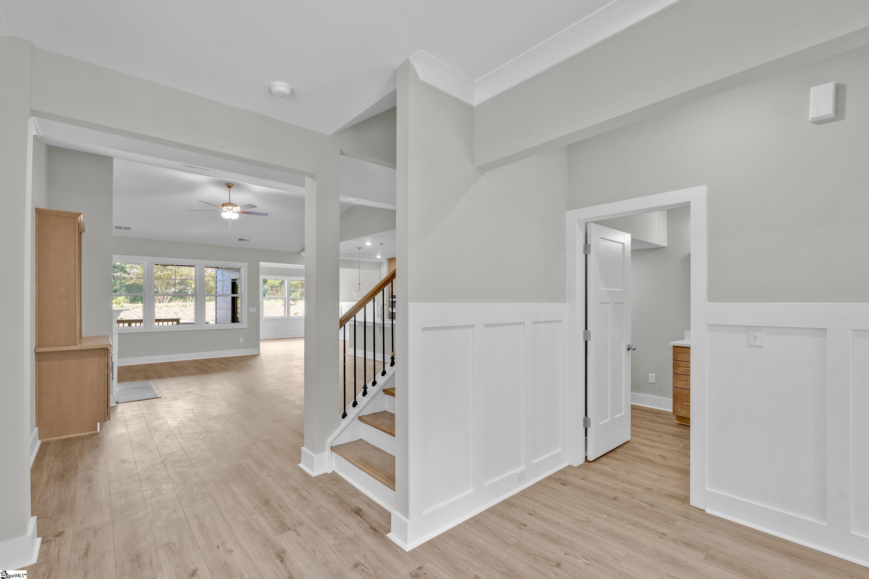 1505 Cross Creek Drive