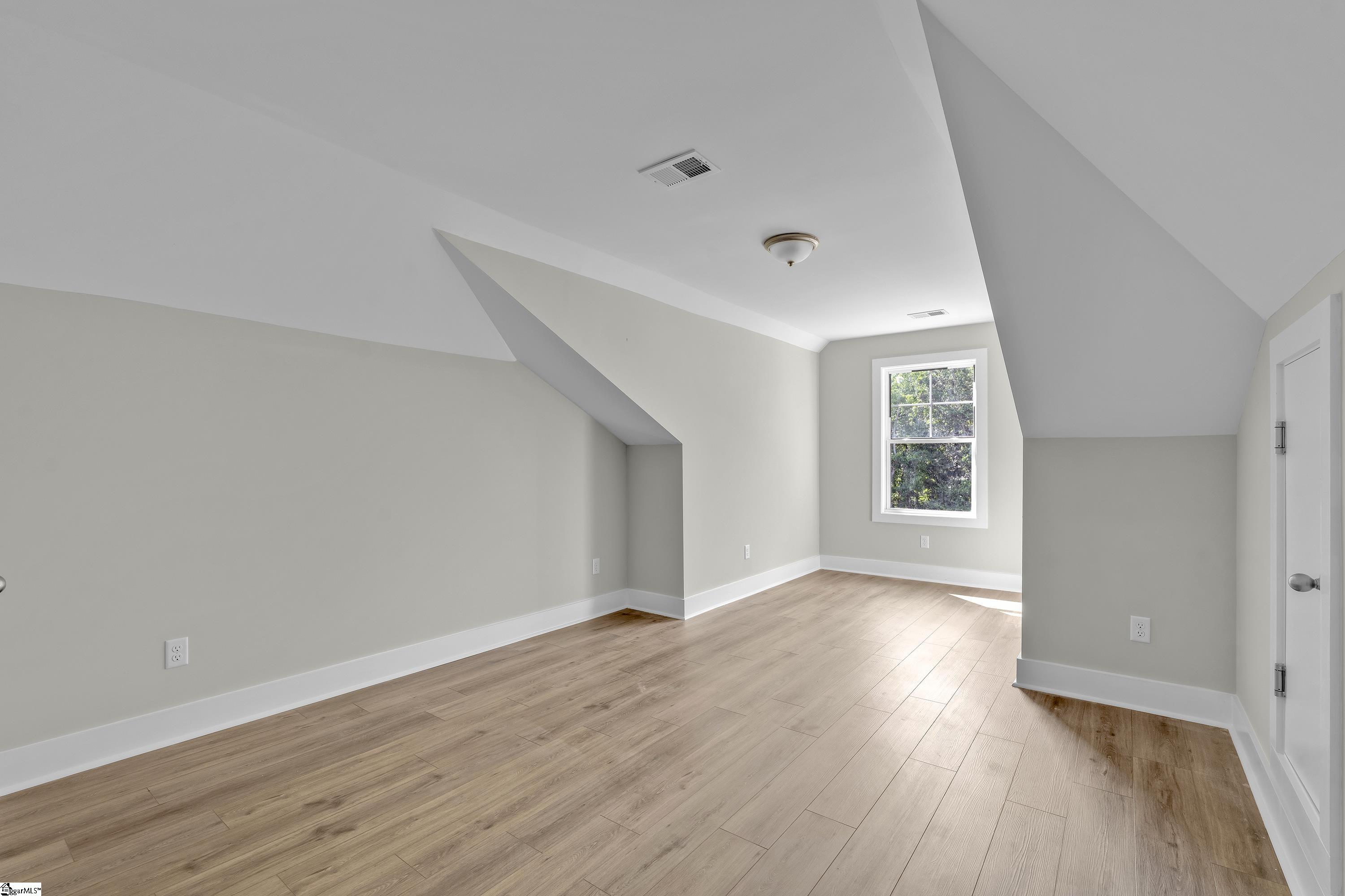 1505 Cross Creek Drive