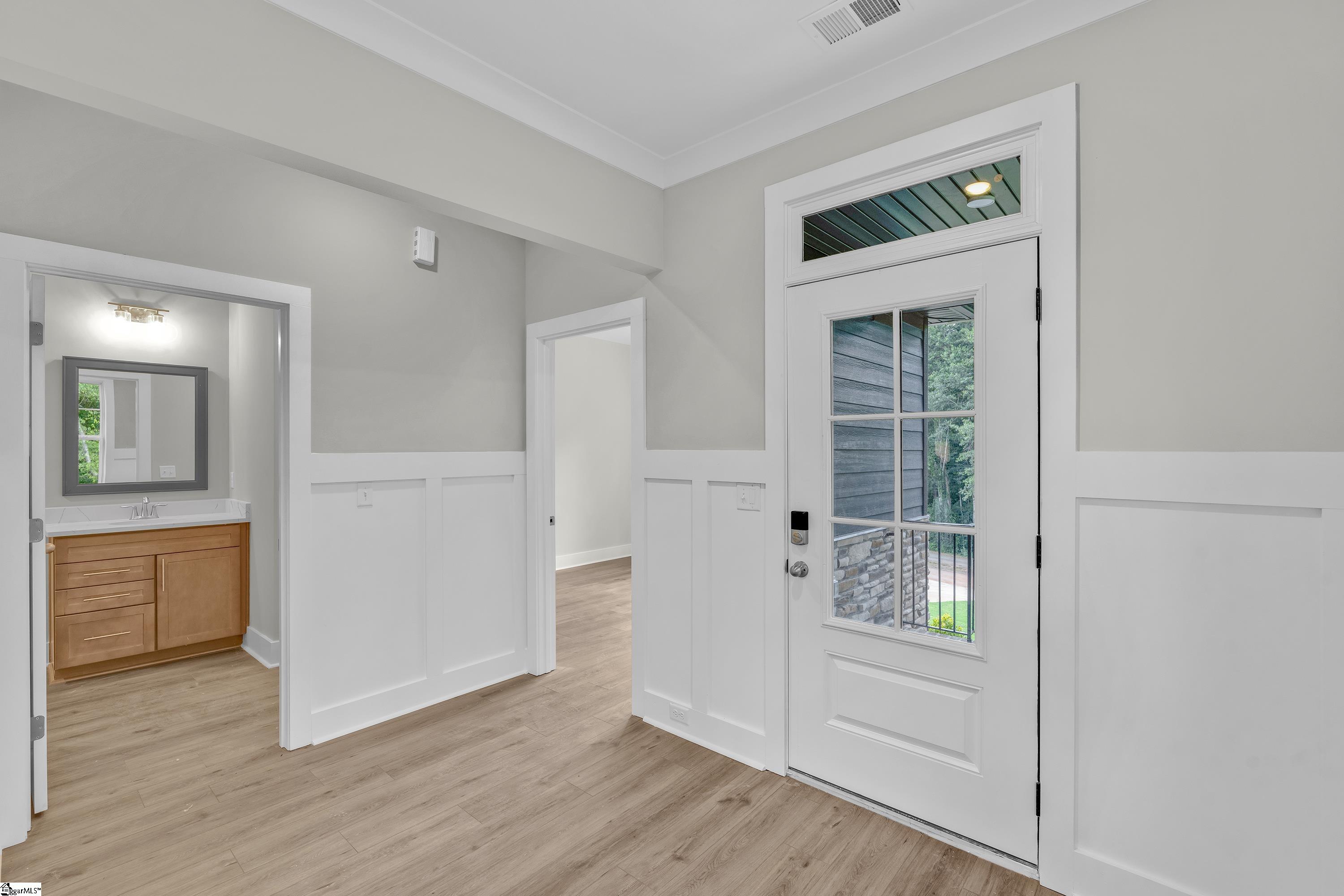 1505 Cross Creek Drive