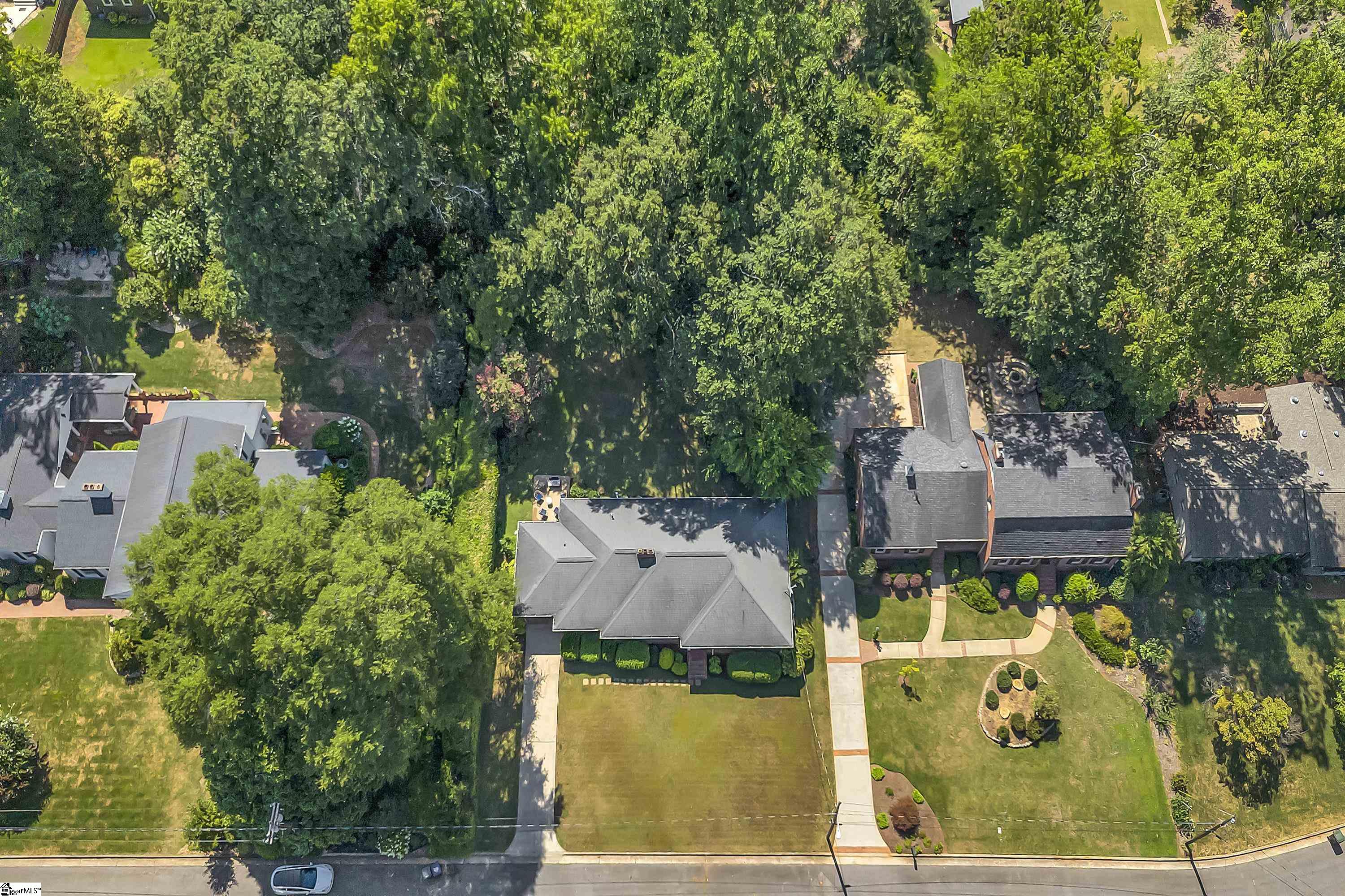70 Lake Forest Drive