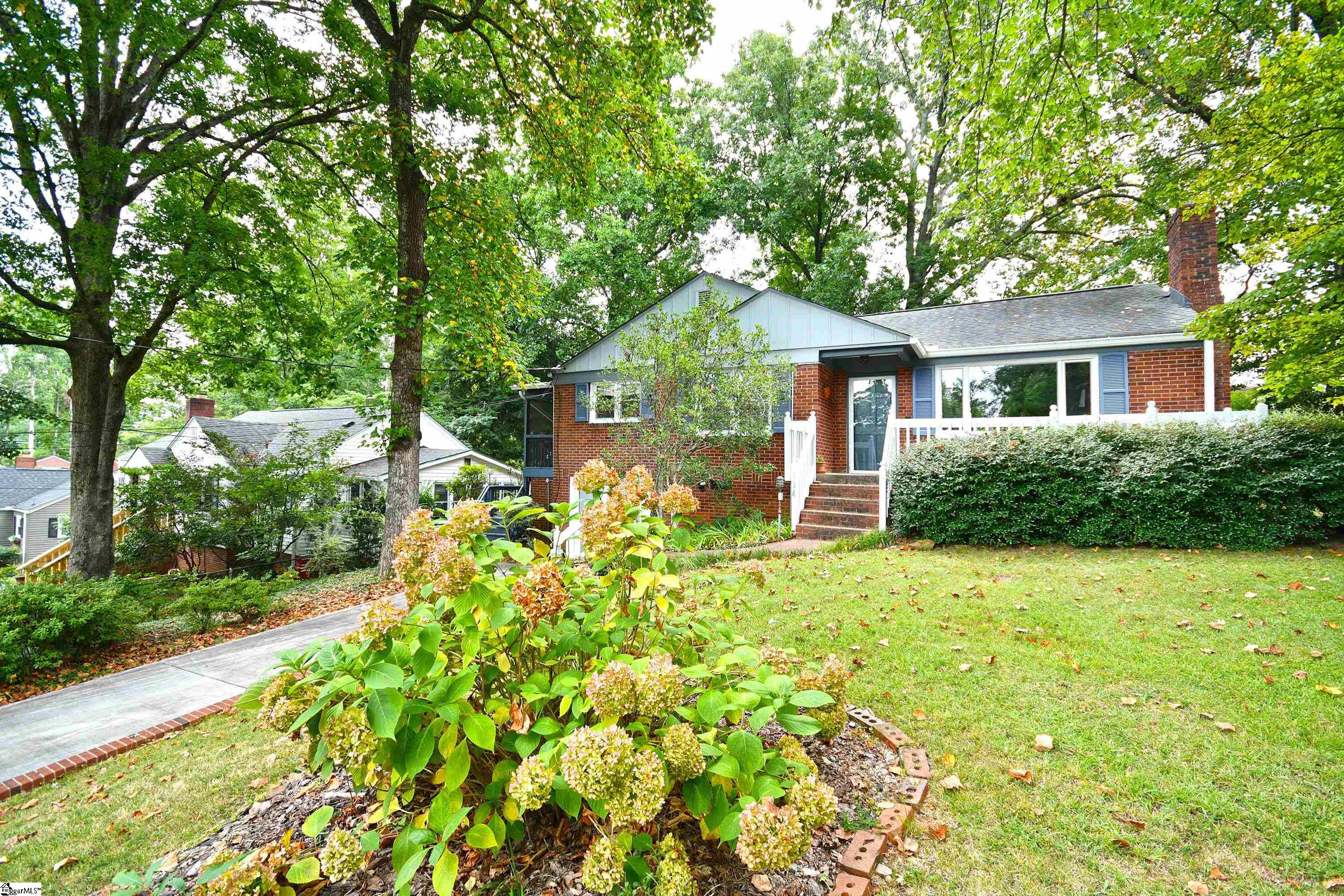 134 Bradley Boulevard