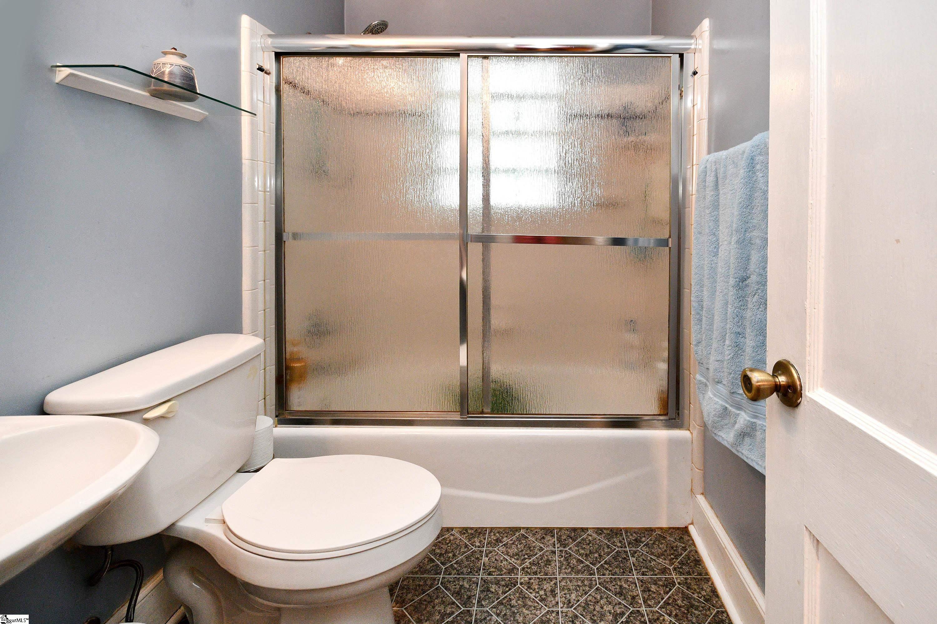 134 Bradley Boulevard