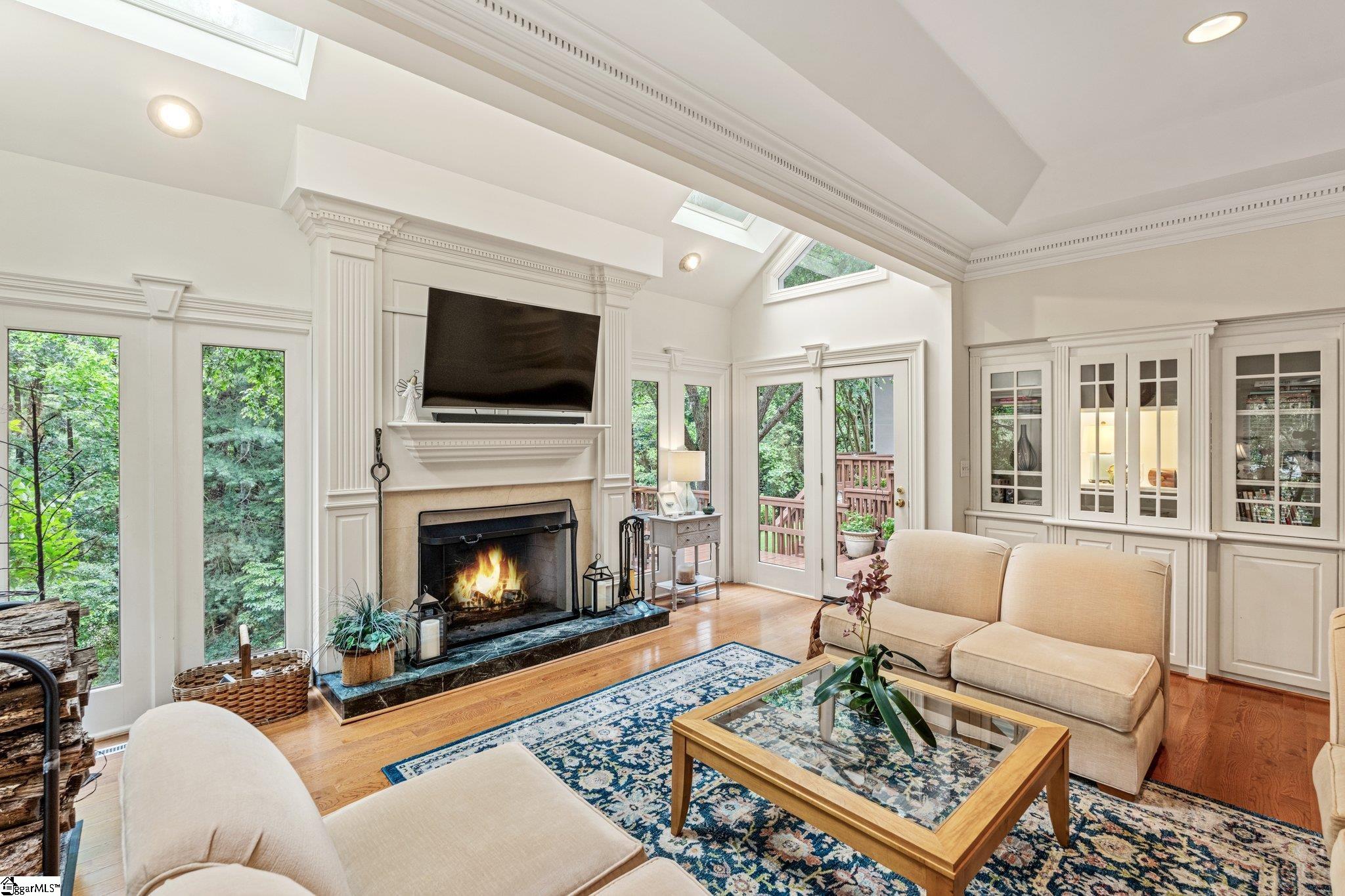 120 Thornblade Boulevard