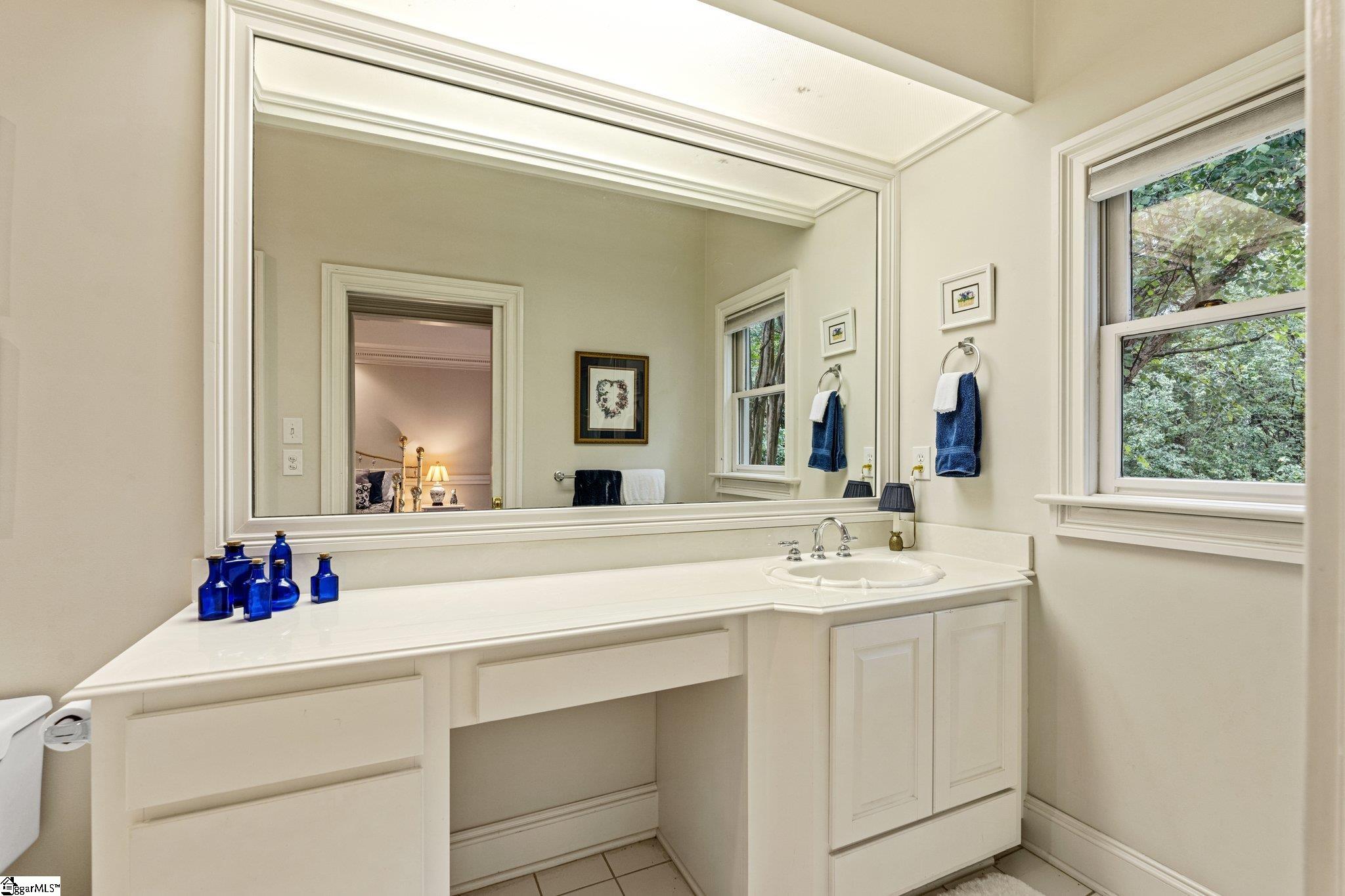 120 Thornblade Boulevard