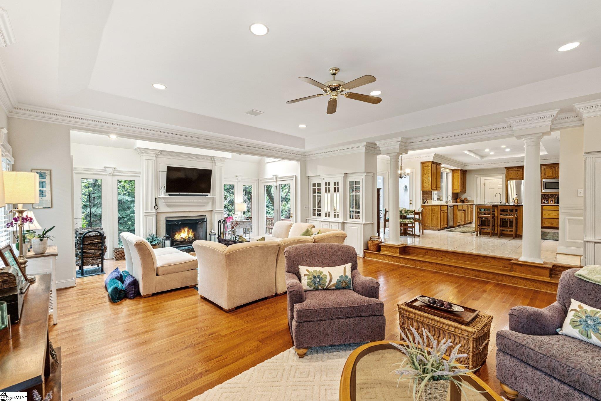 120 Thornblade Boulevard