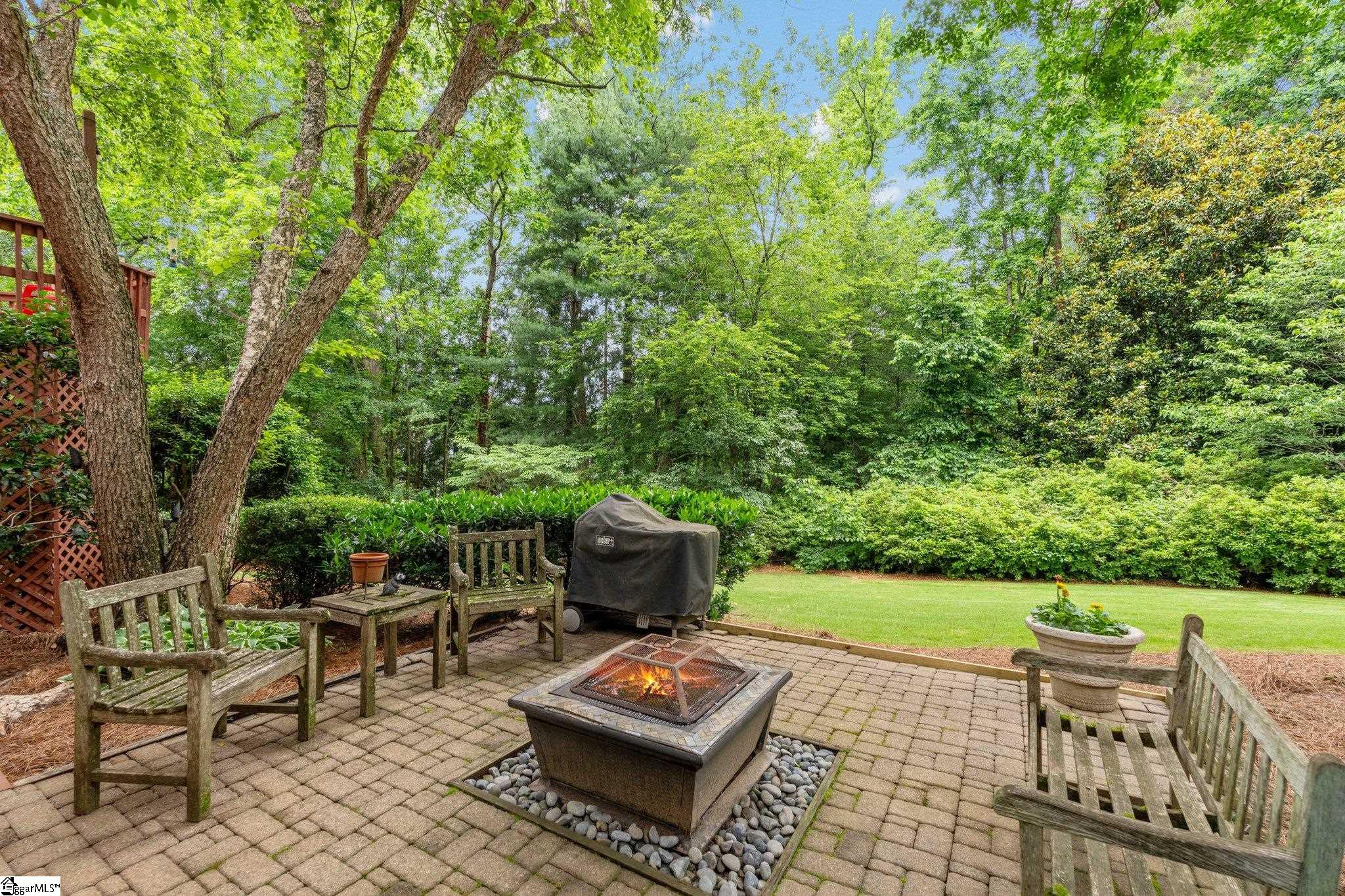 120 Thornblade Boulevard