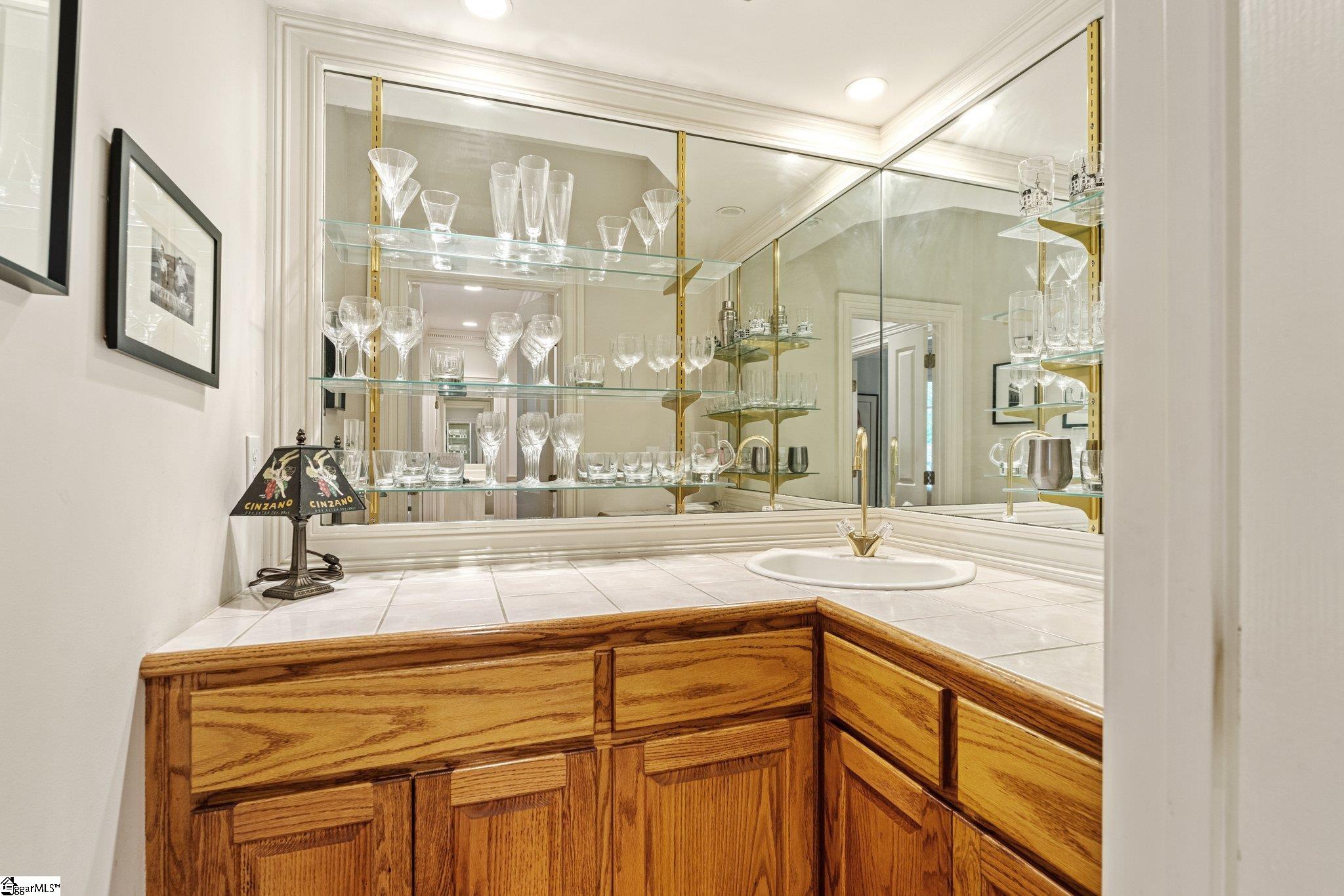 120 Thornblade Boulevard