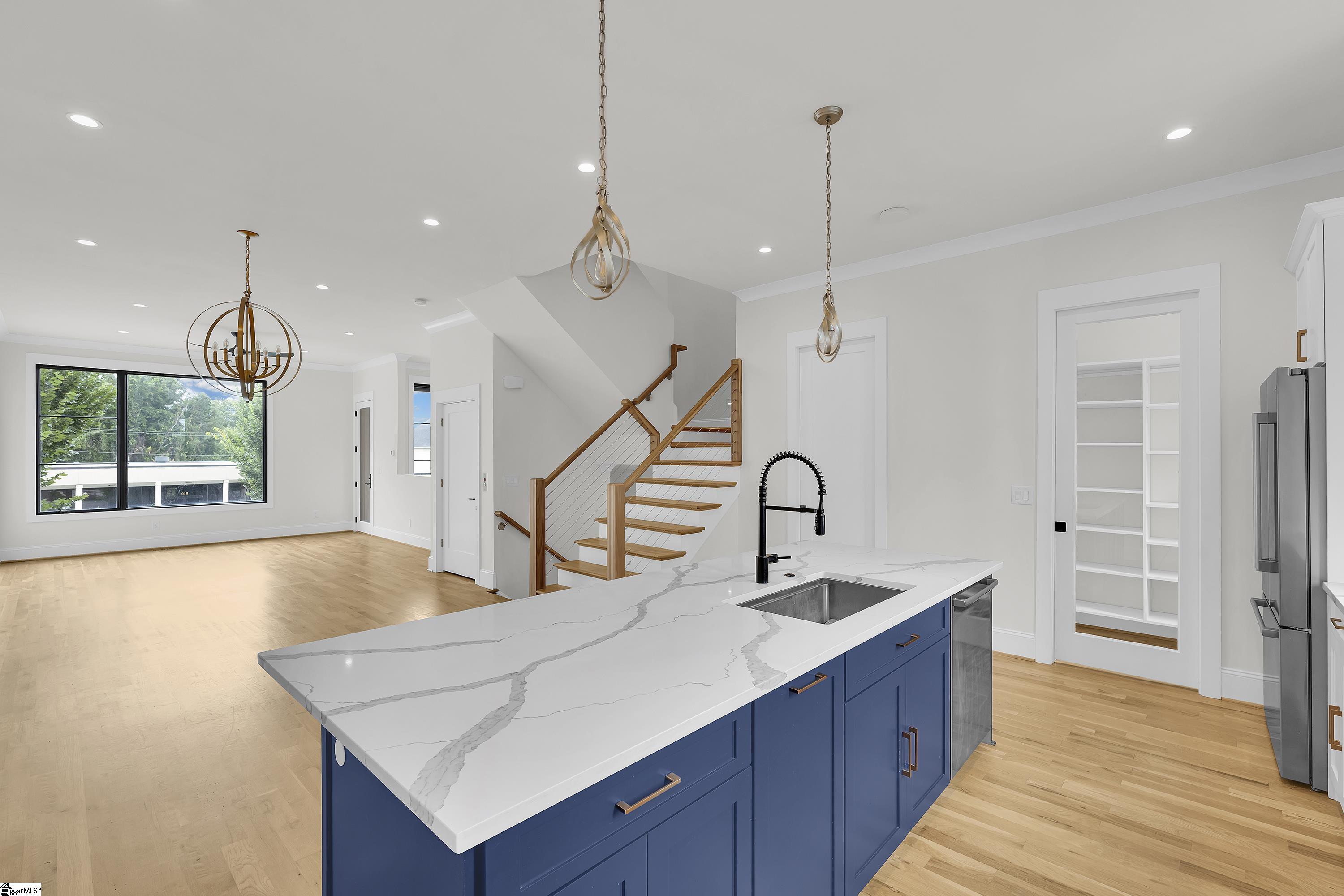 611 N Main Street Unit 8 Unit: Unit #8