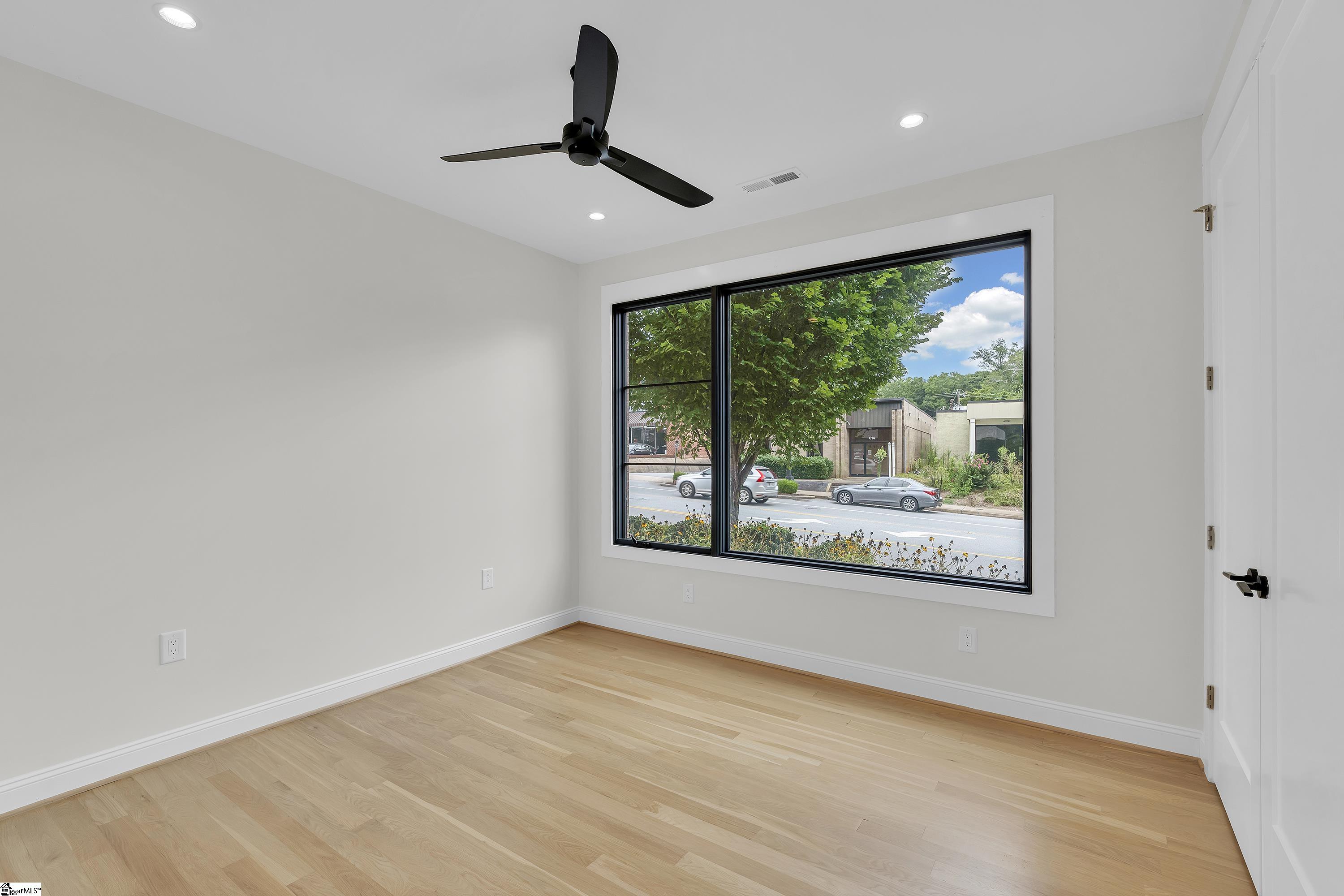 611 N Main Street Unit 8 Unit: Unit #8