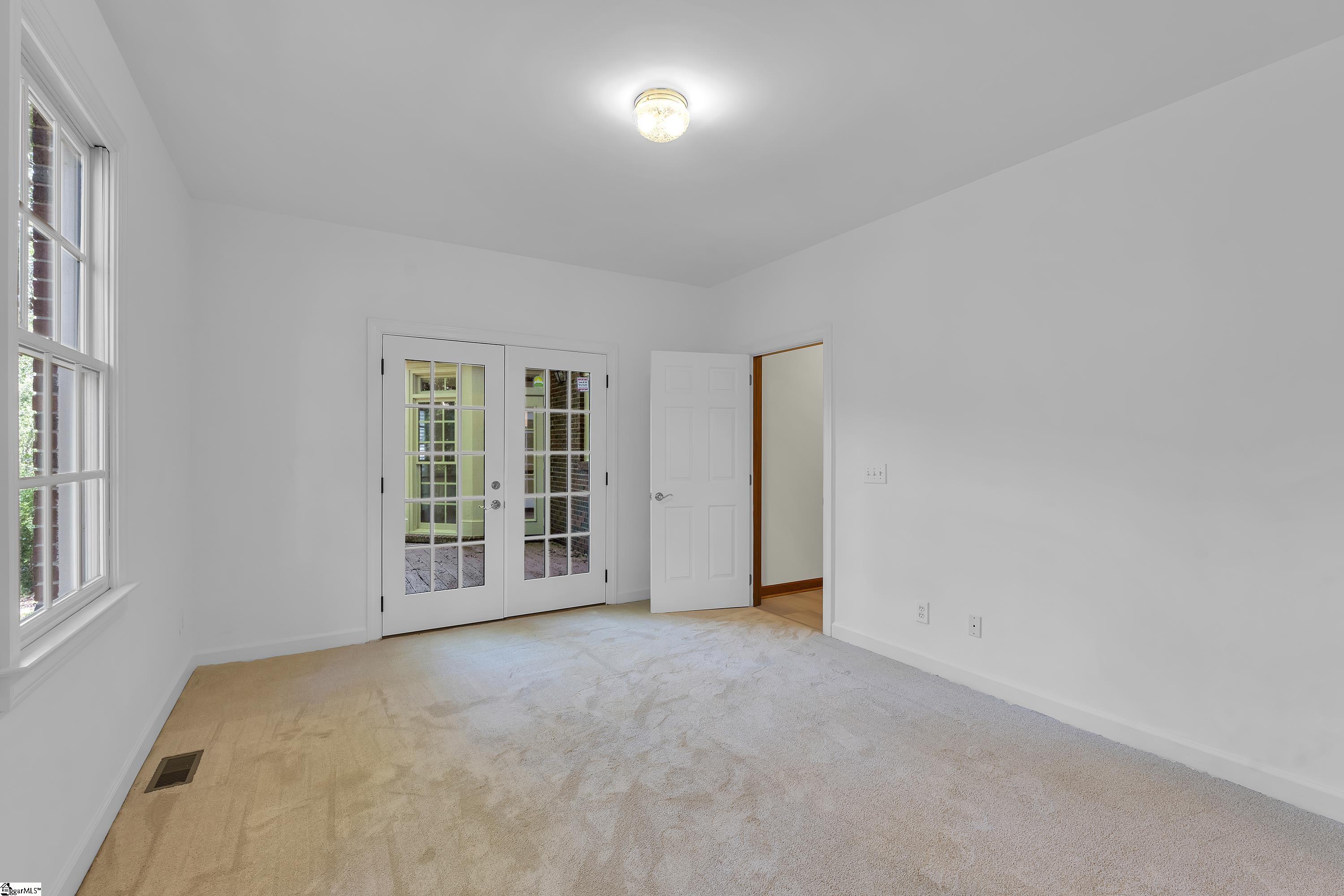 1007 River Walk Drive