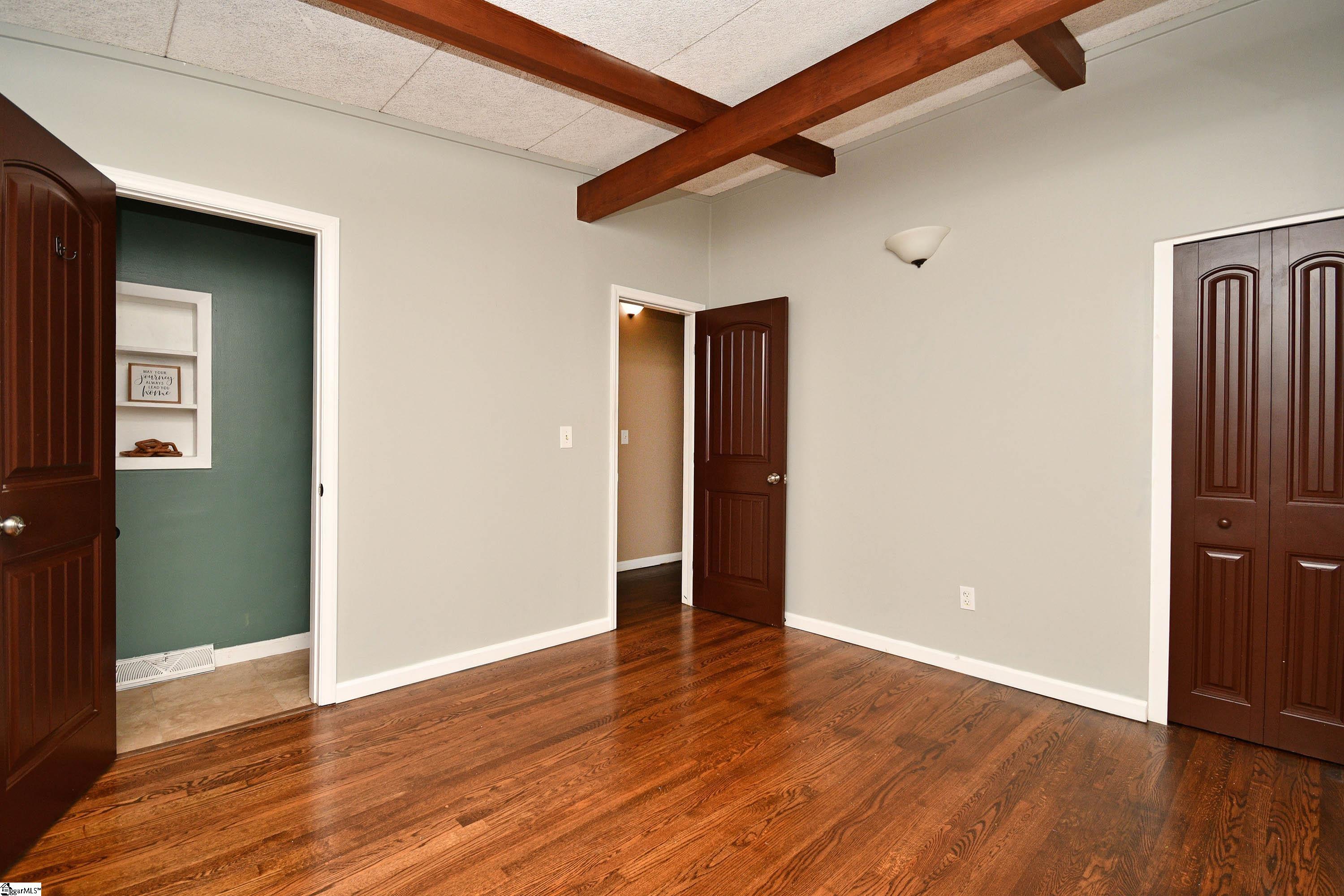 5 Blue Mountain Drive