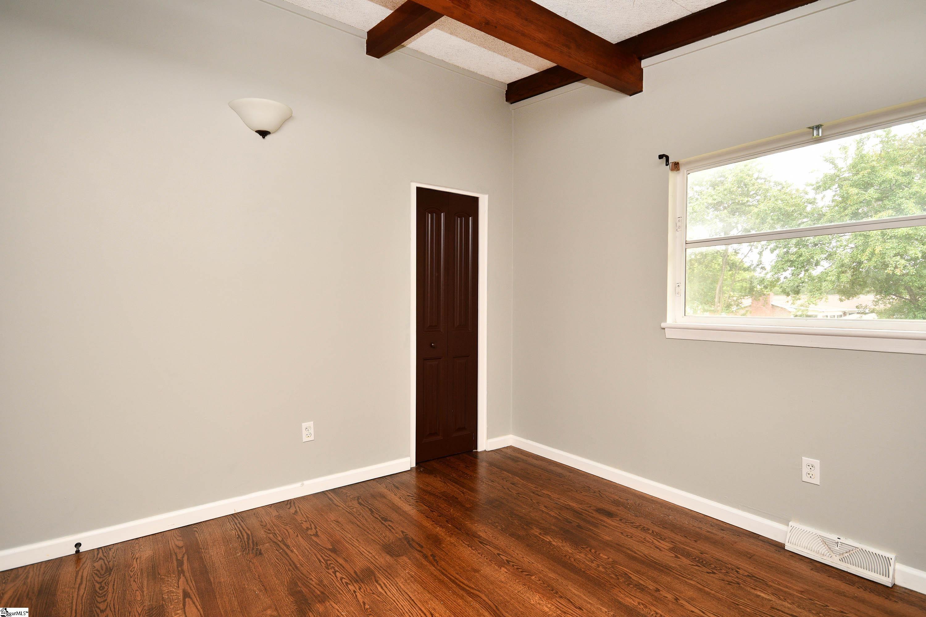 5 Blue Mountain Drive