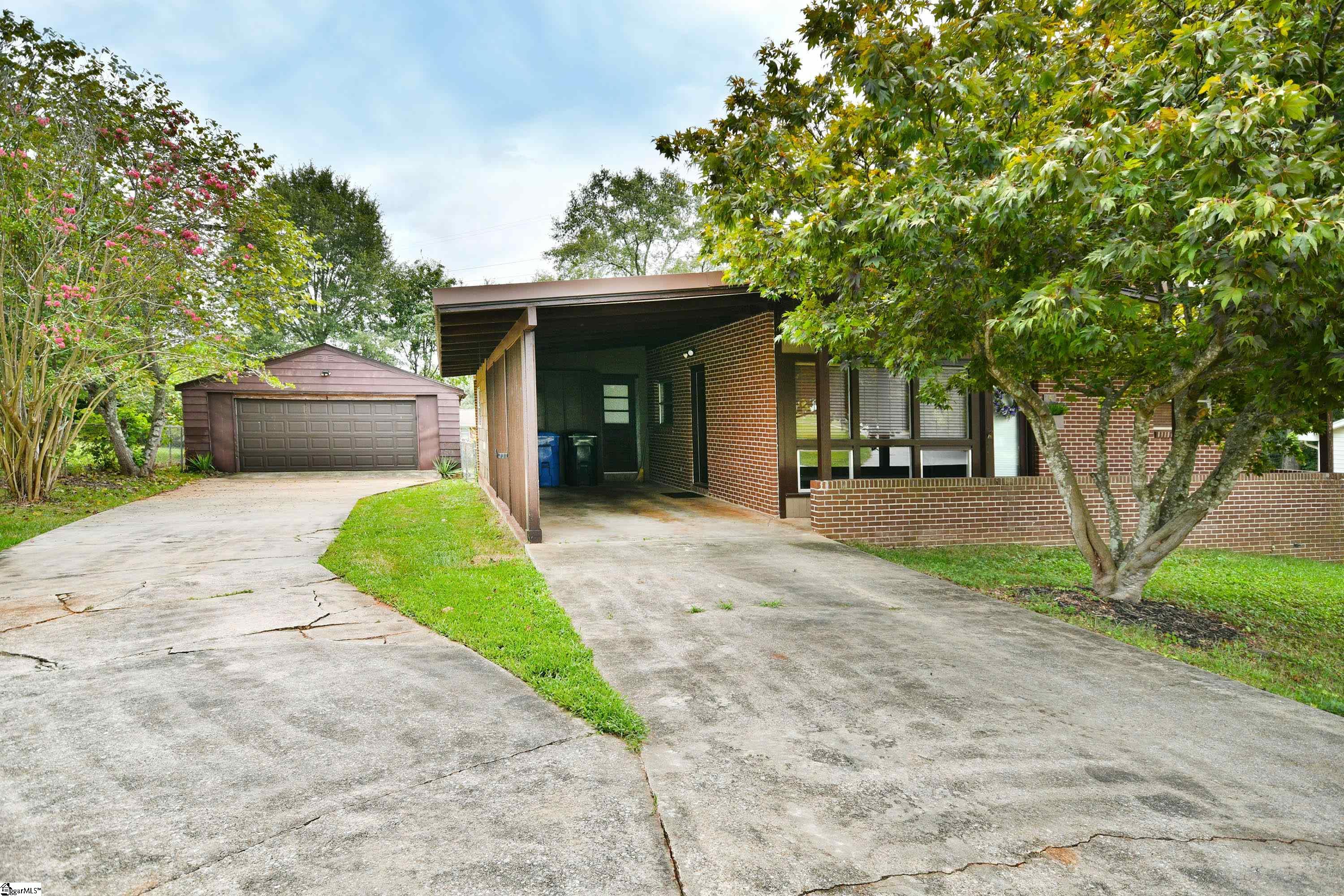 5 Blue Mountain Drive