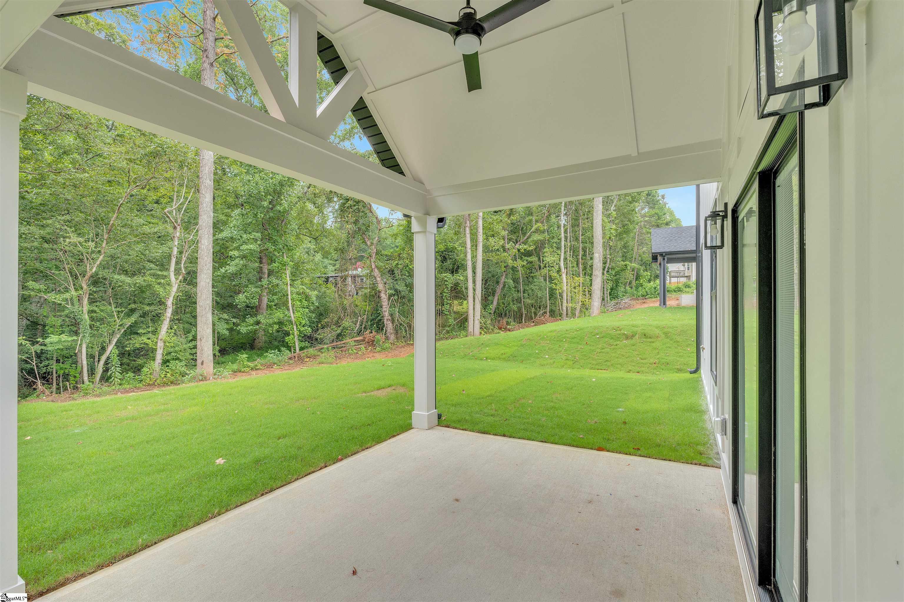 320 W Caroline Street