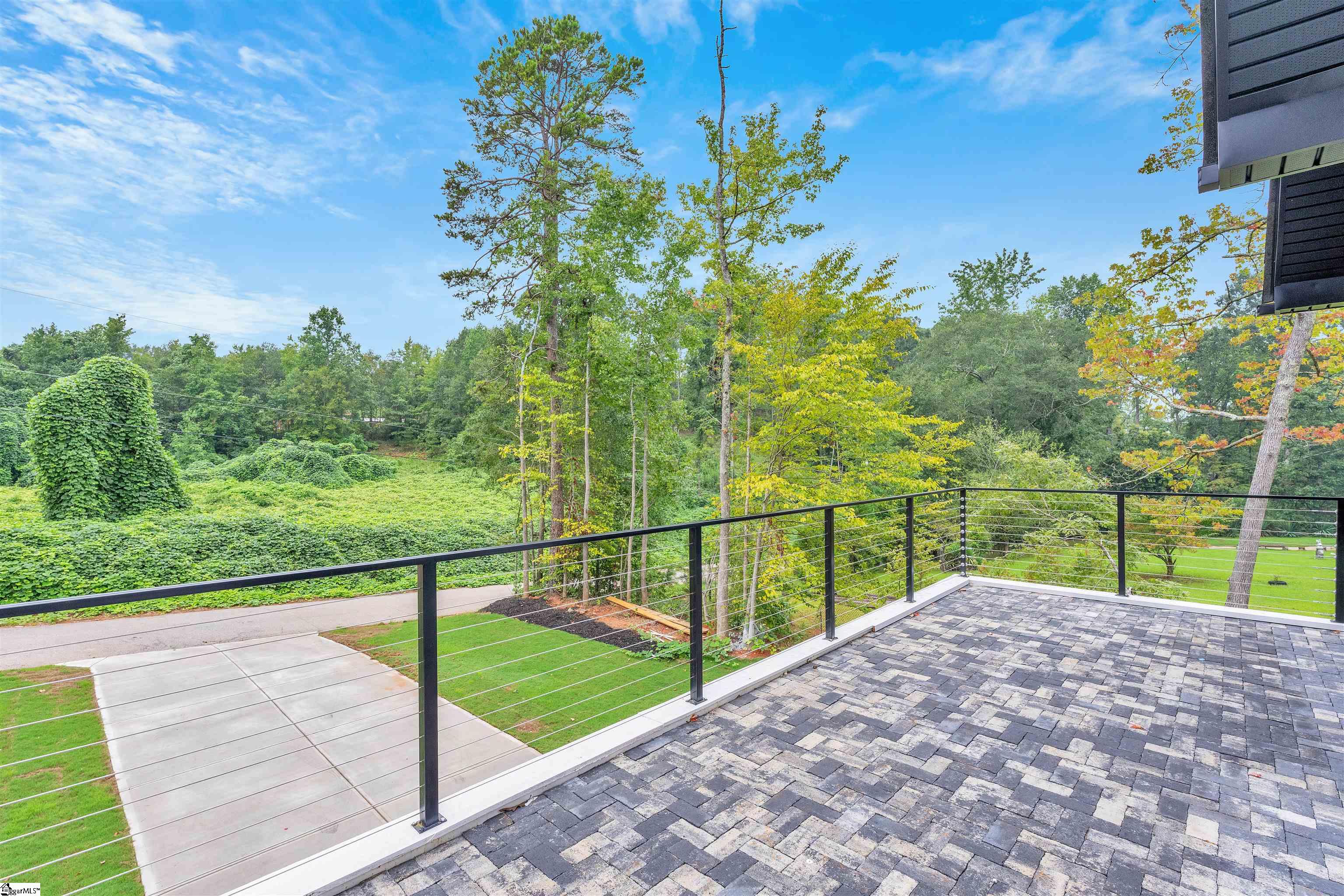 320 W Caroline Street