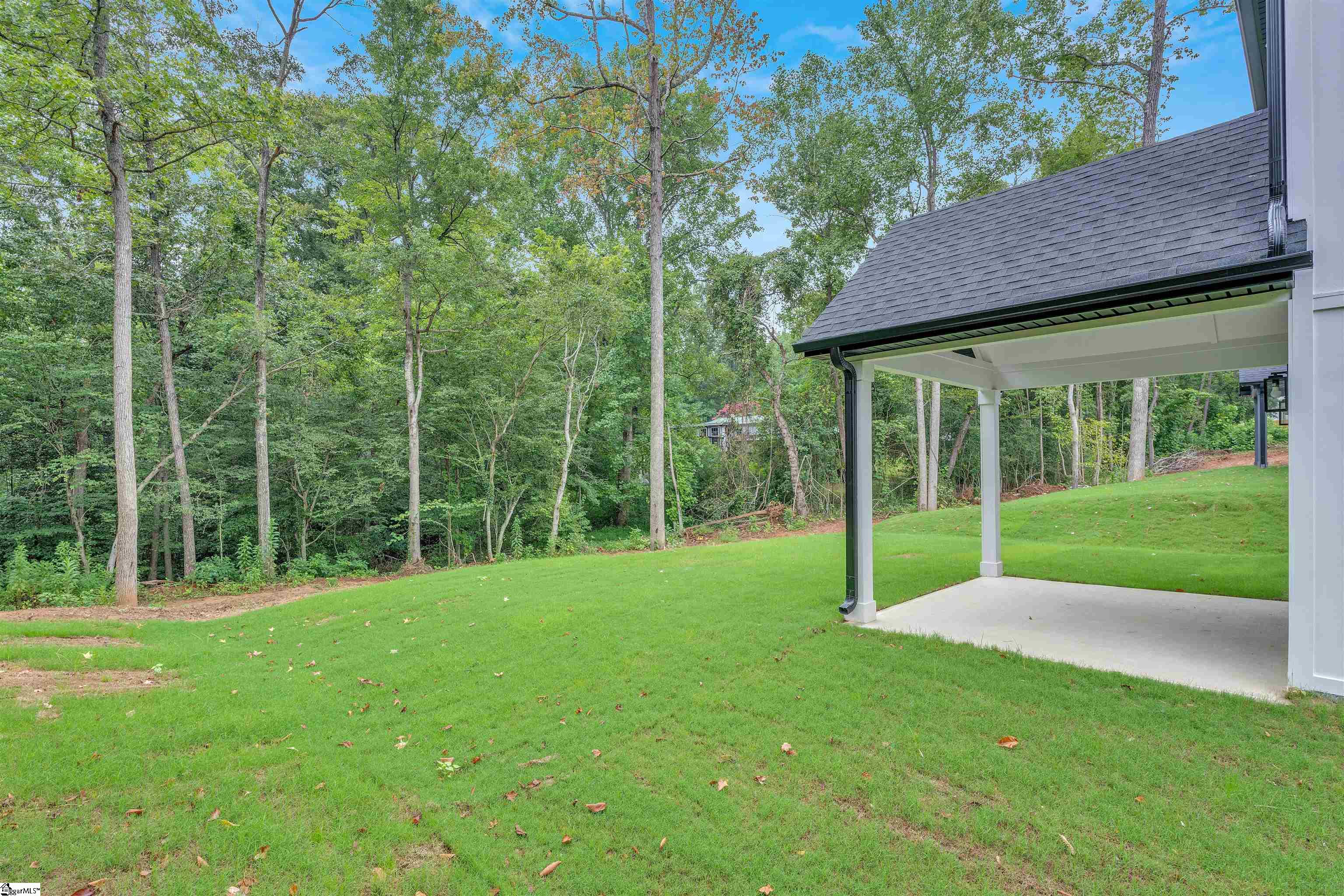 320 W Caroline Street