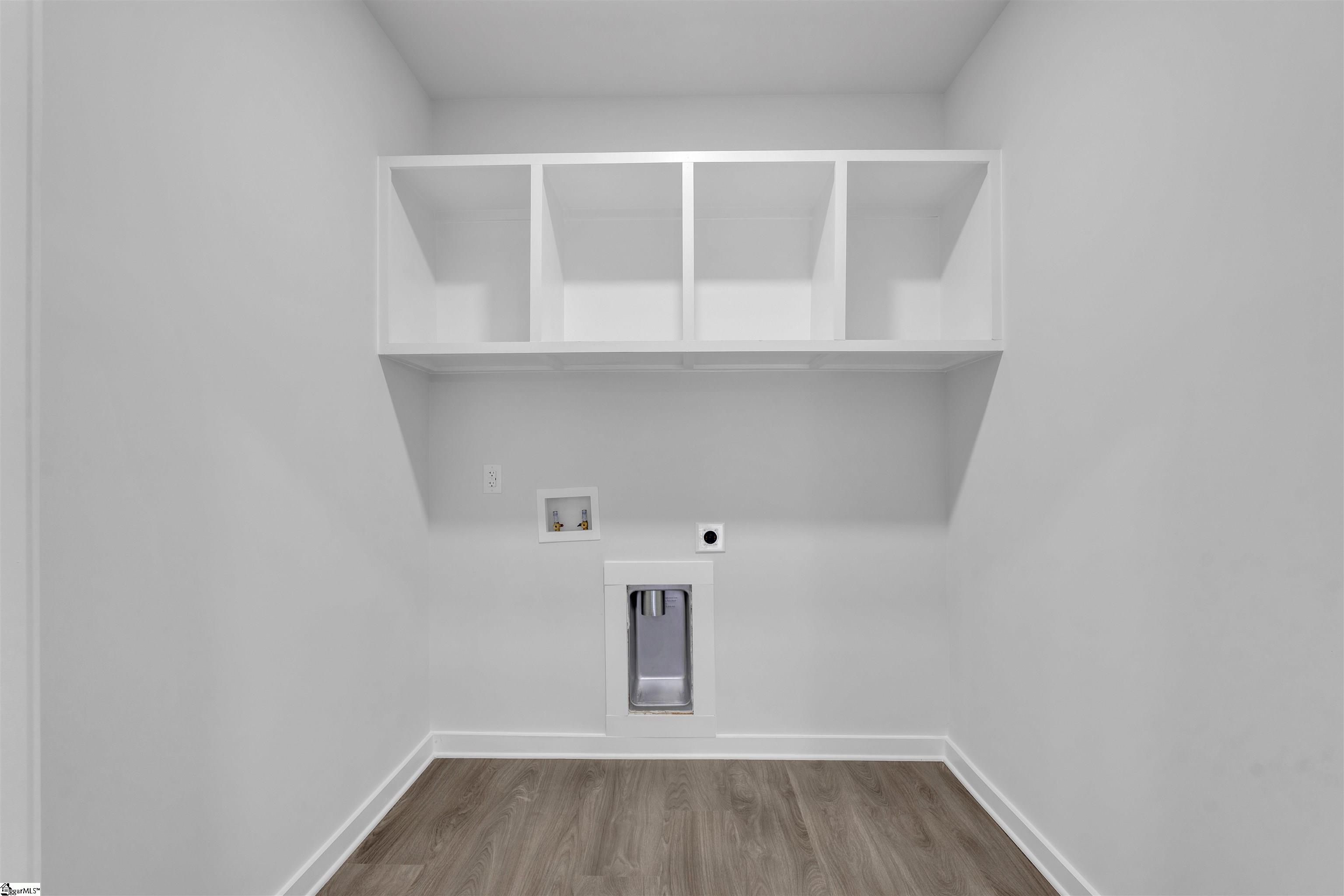 318 W Caroline Street