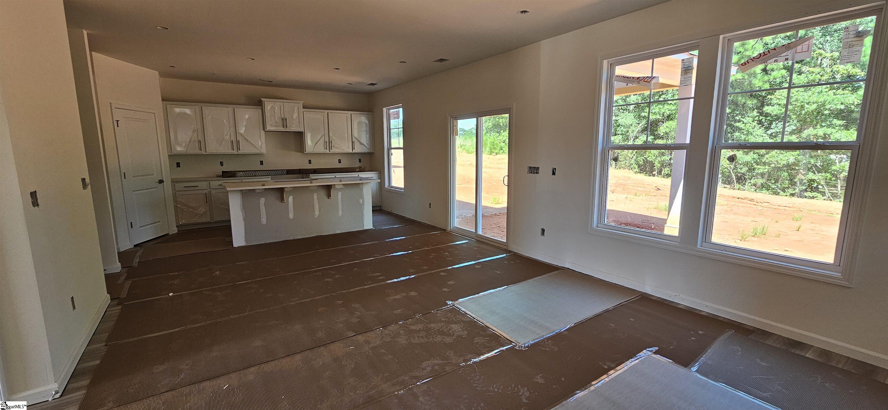 405 Barbican Place Lot 14