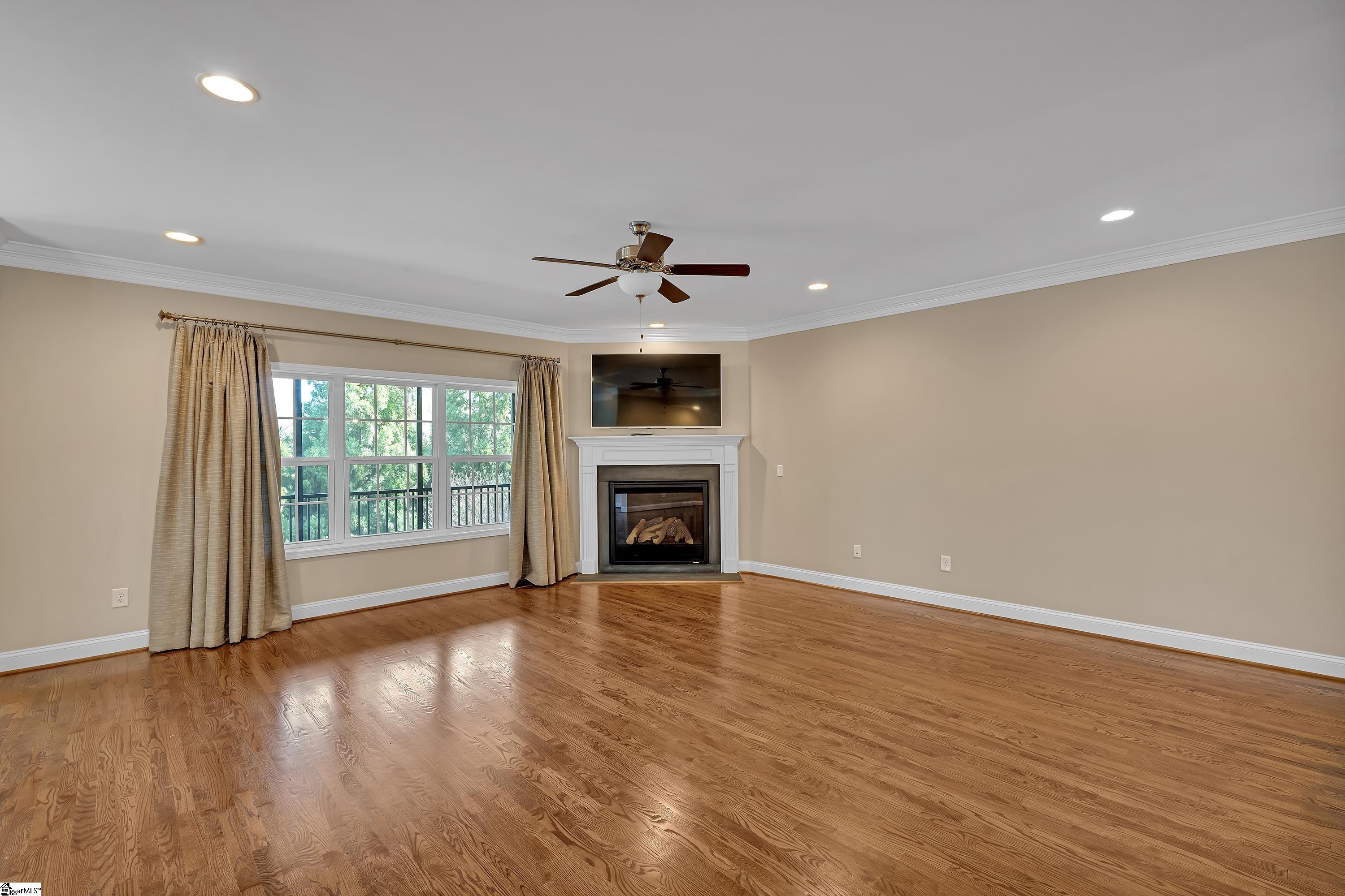 524 New Tarleton Way