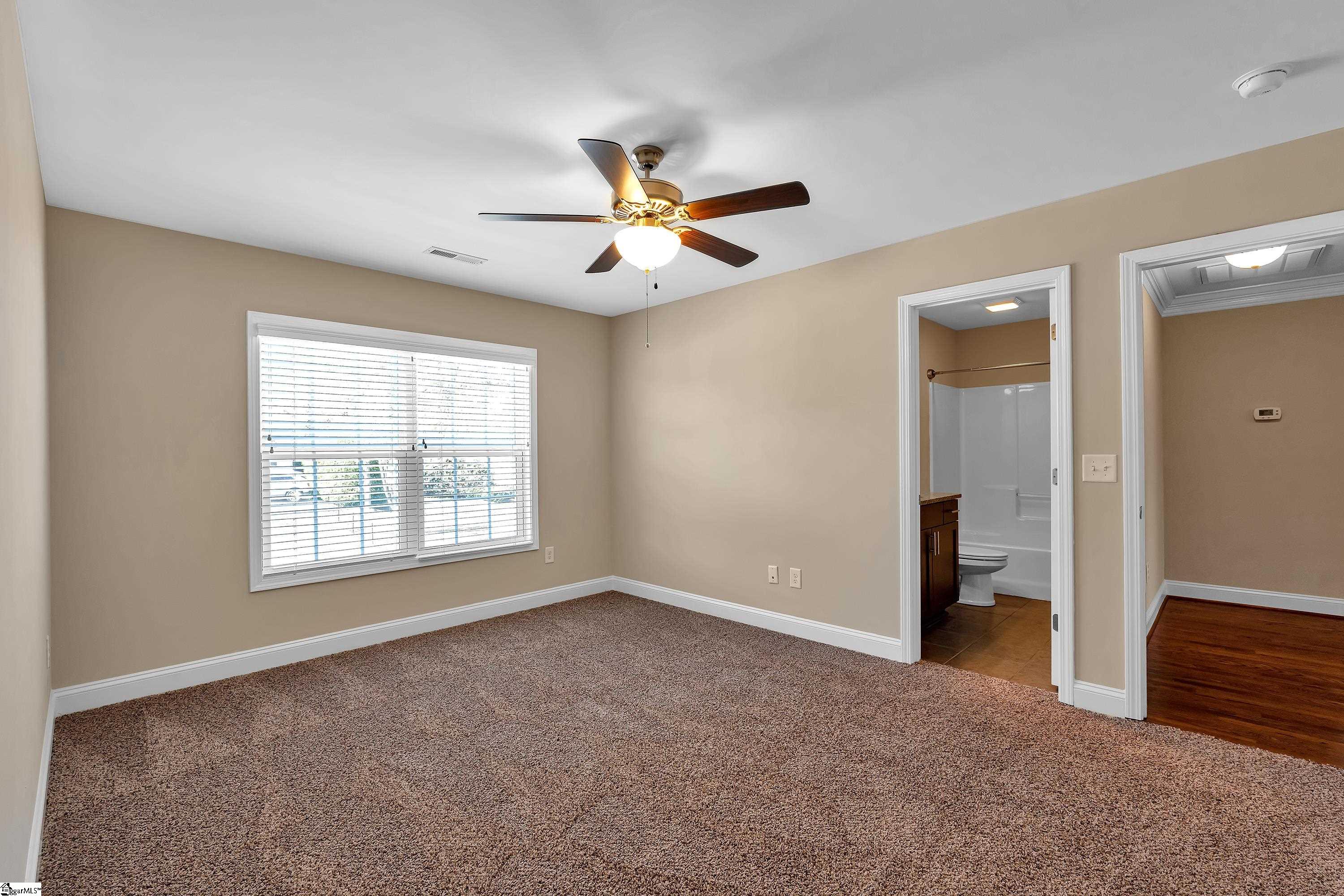 524 New Tarleton Way