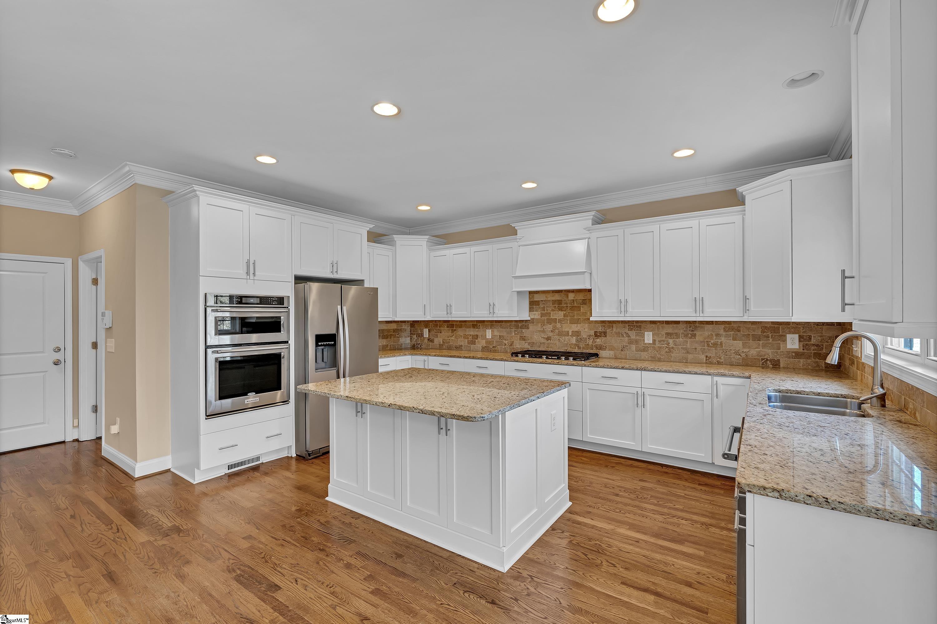 524 New Tarleton Way