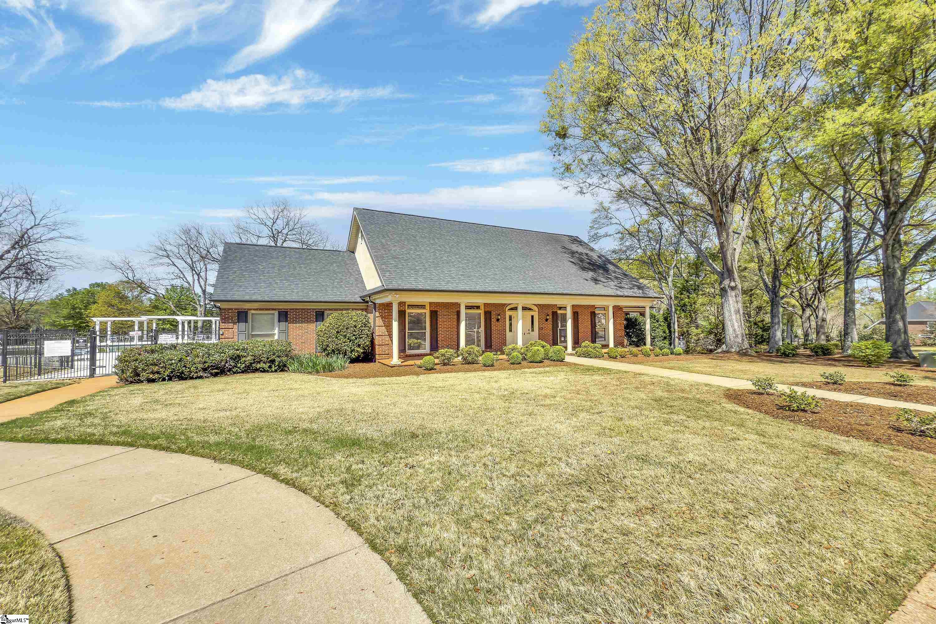 524 New Tarleton Way