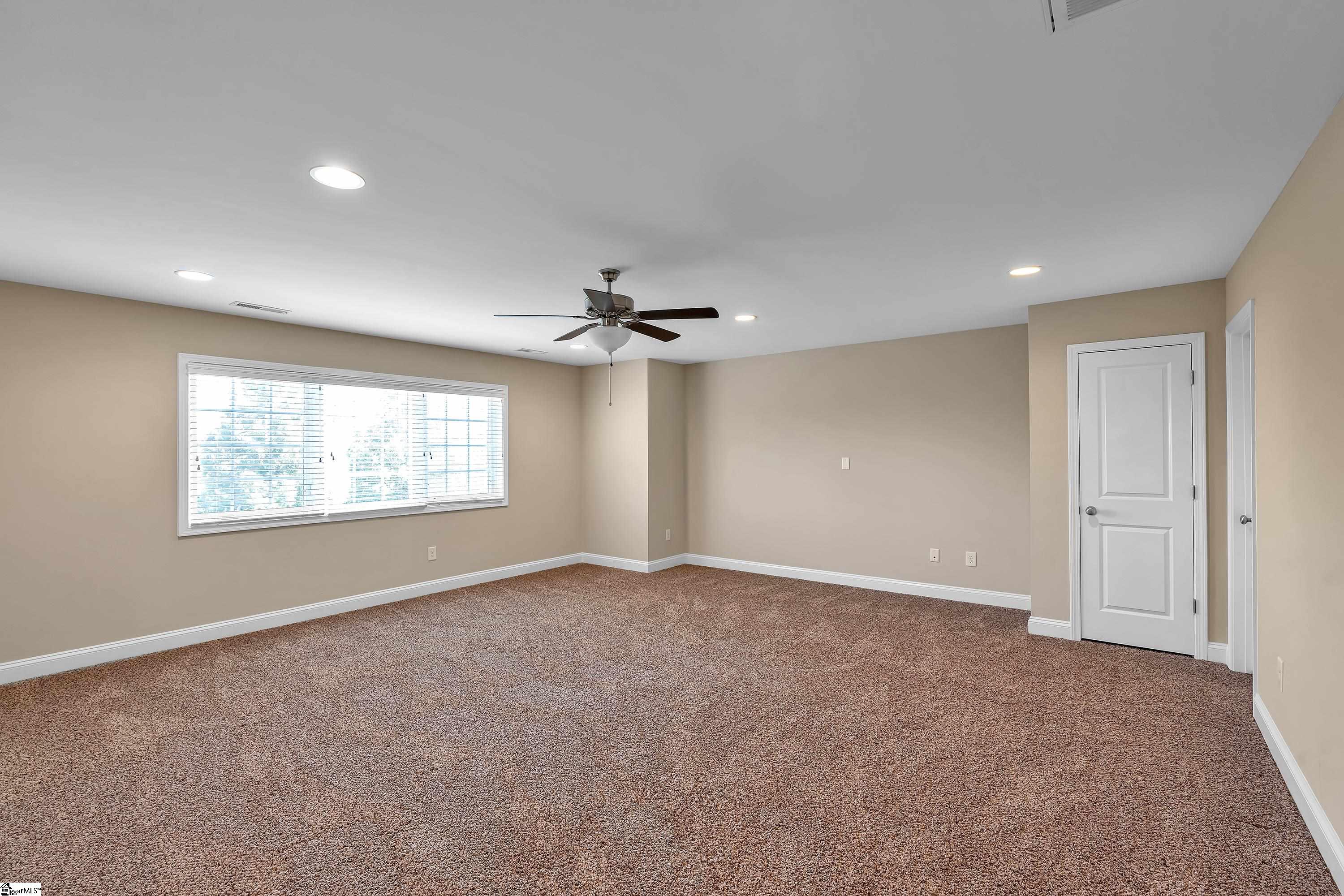 524 New Tarleton Way