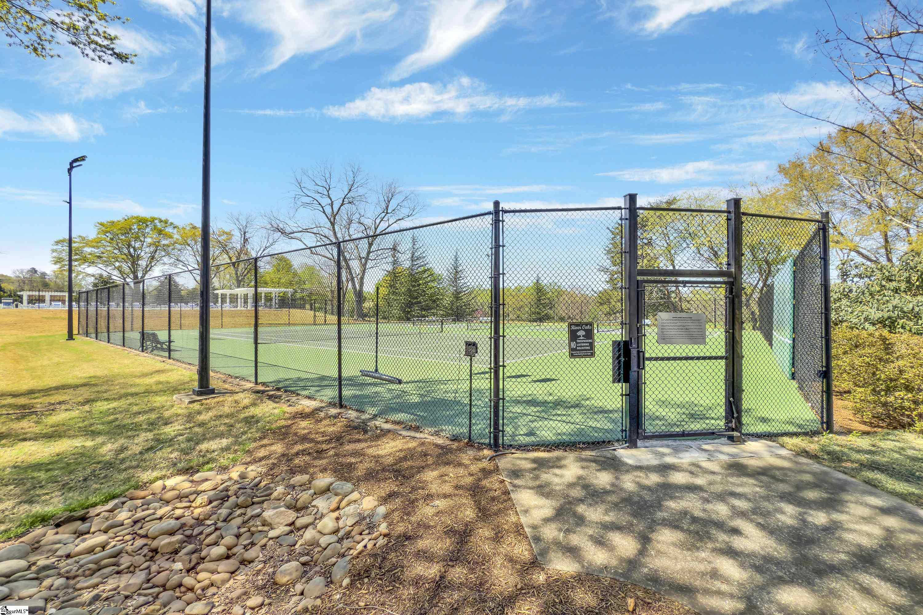 524 New Tarleton Way